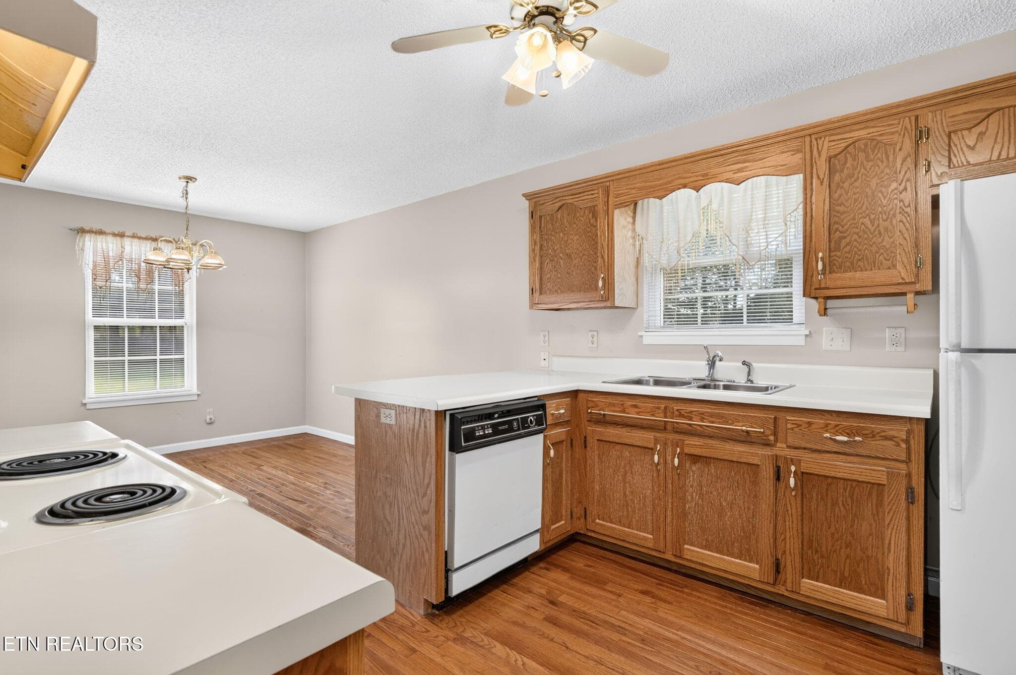 20-web-or-mls-57 Clover Ln_101_TNPC - 57 Clover Lane, Crossville, TN 38555, Crossville