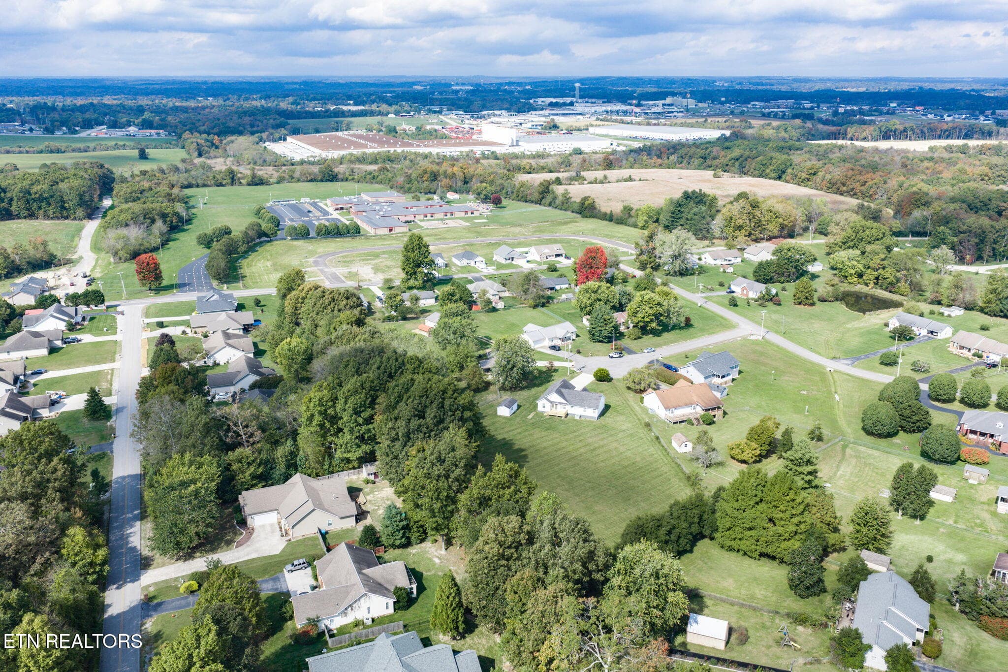 40-web-or-mls-57 Clover Ln_201_TNPC - 57 Clover Lane, Crossville, TN 38555, Crossville
