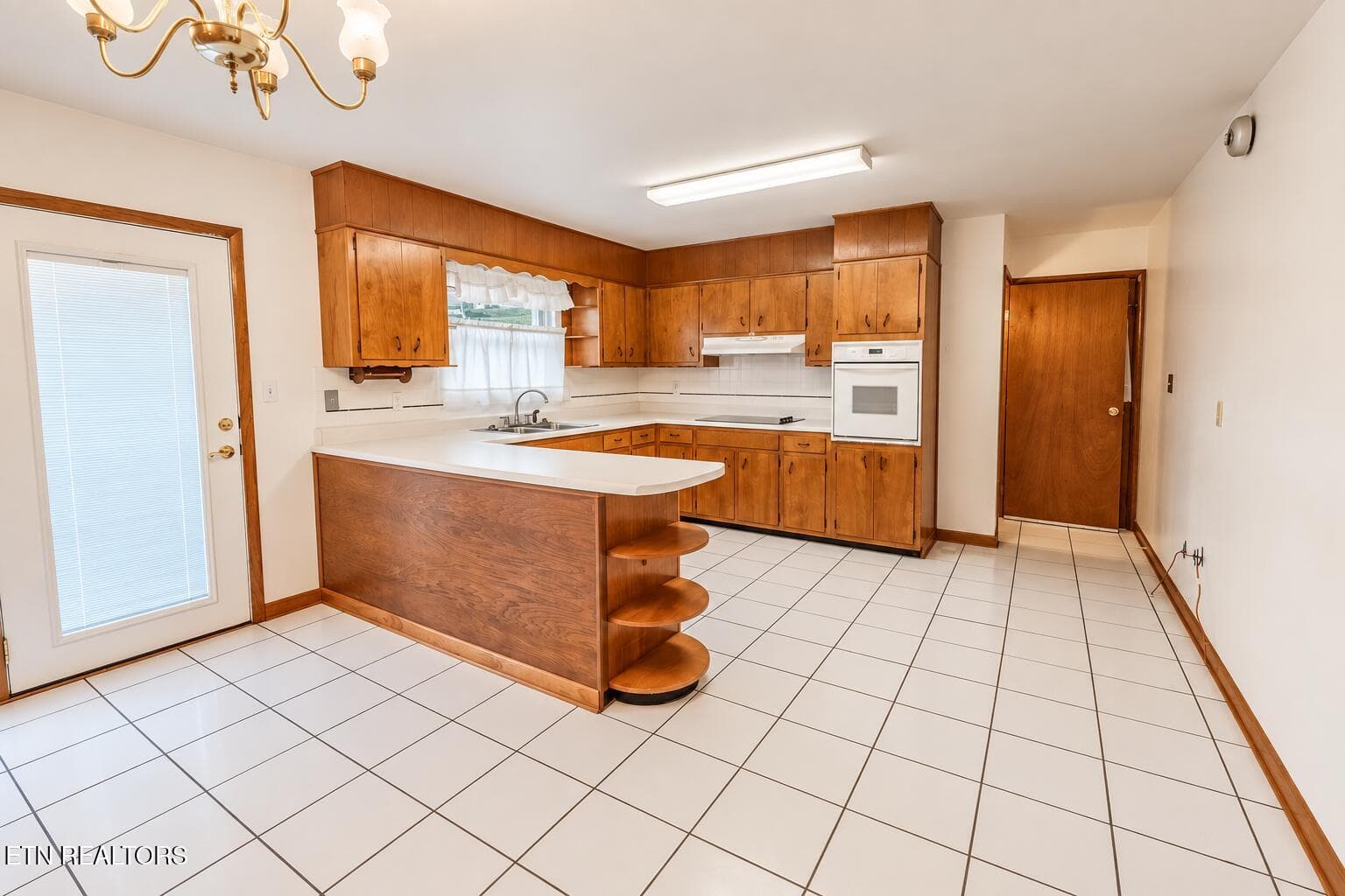 16 - 3888 Chapman St, Morristown, TN 37813