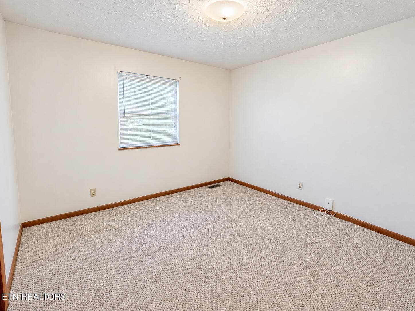 30 - 3888 Chapman St, Morristown, TN 37813