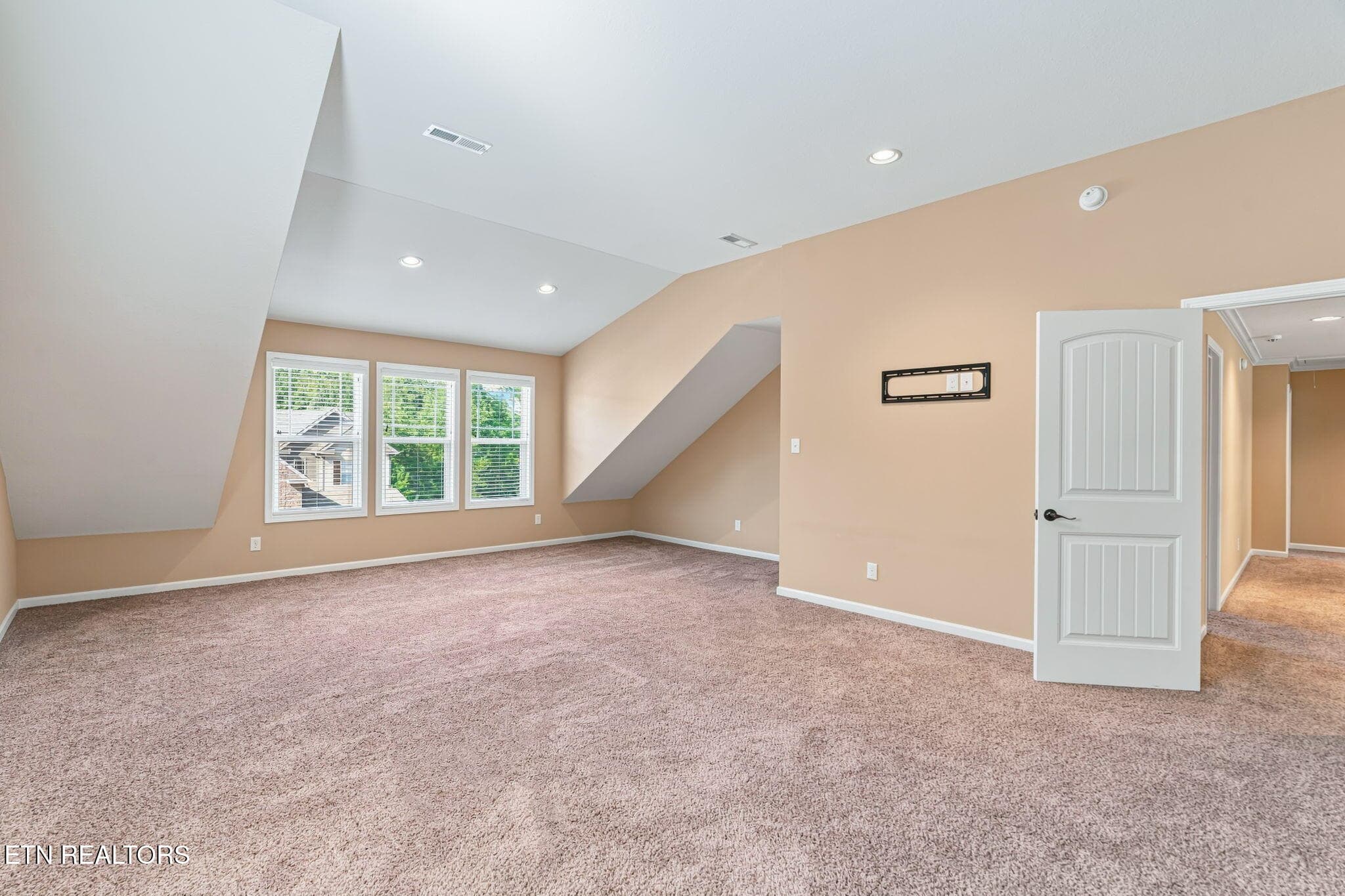 38-web-or-mls-3020 Spencer Ridge-24 - 3020 Spencer Ridge Lane, Knoxville, TN 37931