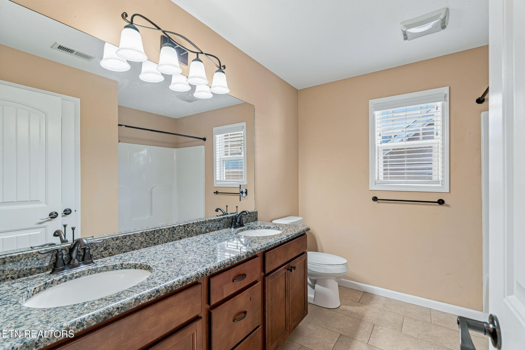 31-web-or-mls-3020 Spencer Ridge-18 - 3020 Spencer Ridge Lane, Knoxville, TN 37931