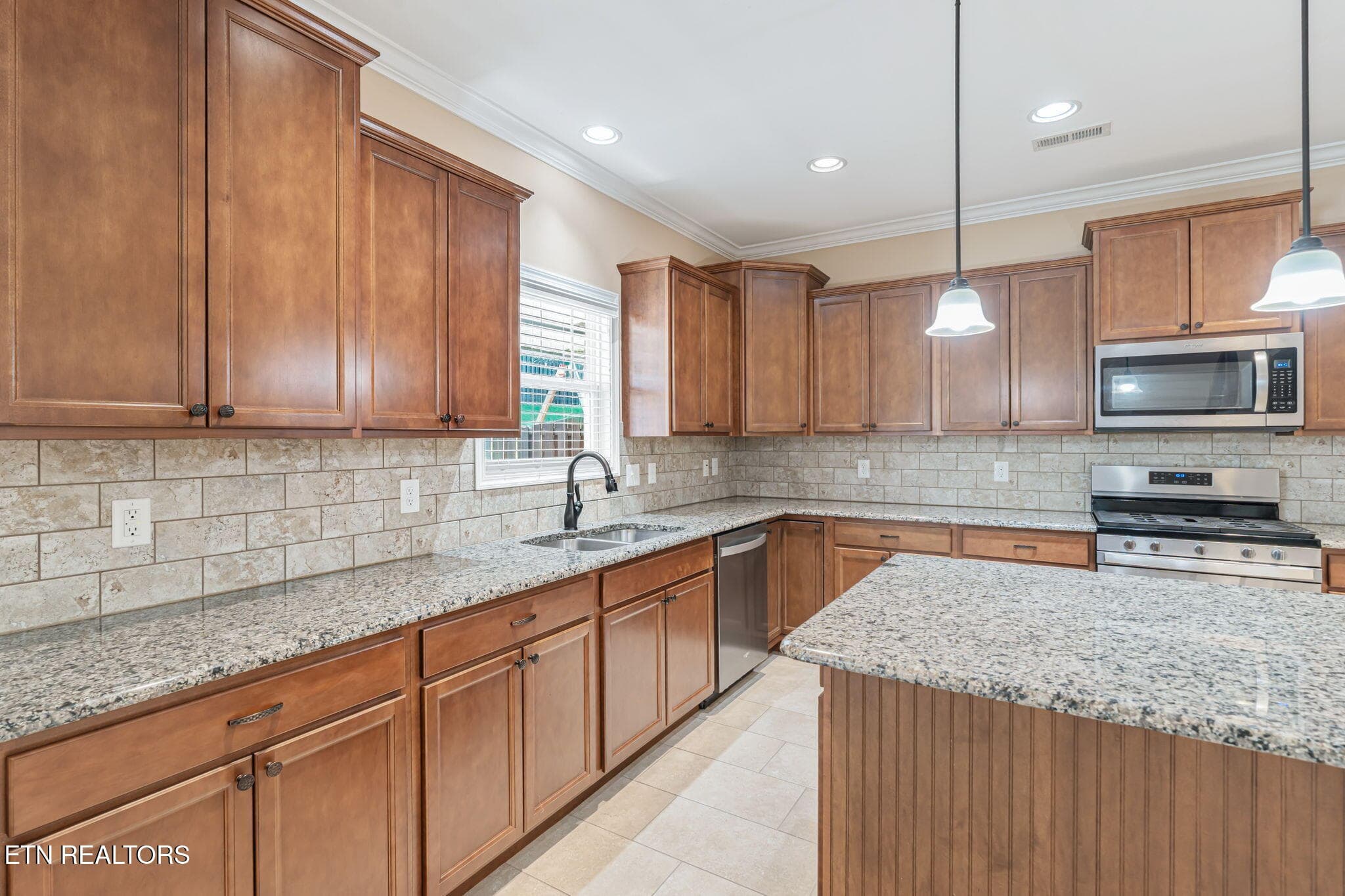 14-web-or-mls-3020 Spencer Ridge-4 - 3020 Spencer Ridge Lane, Knoxville, TN 37931