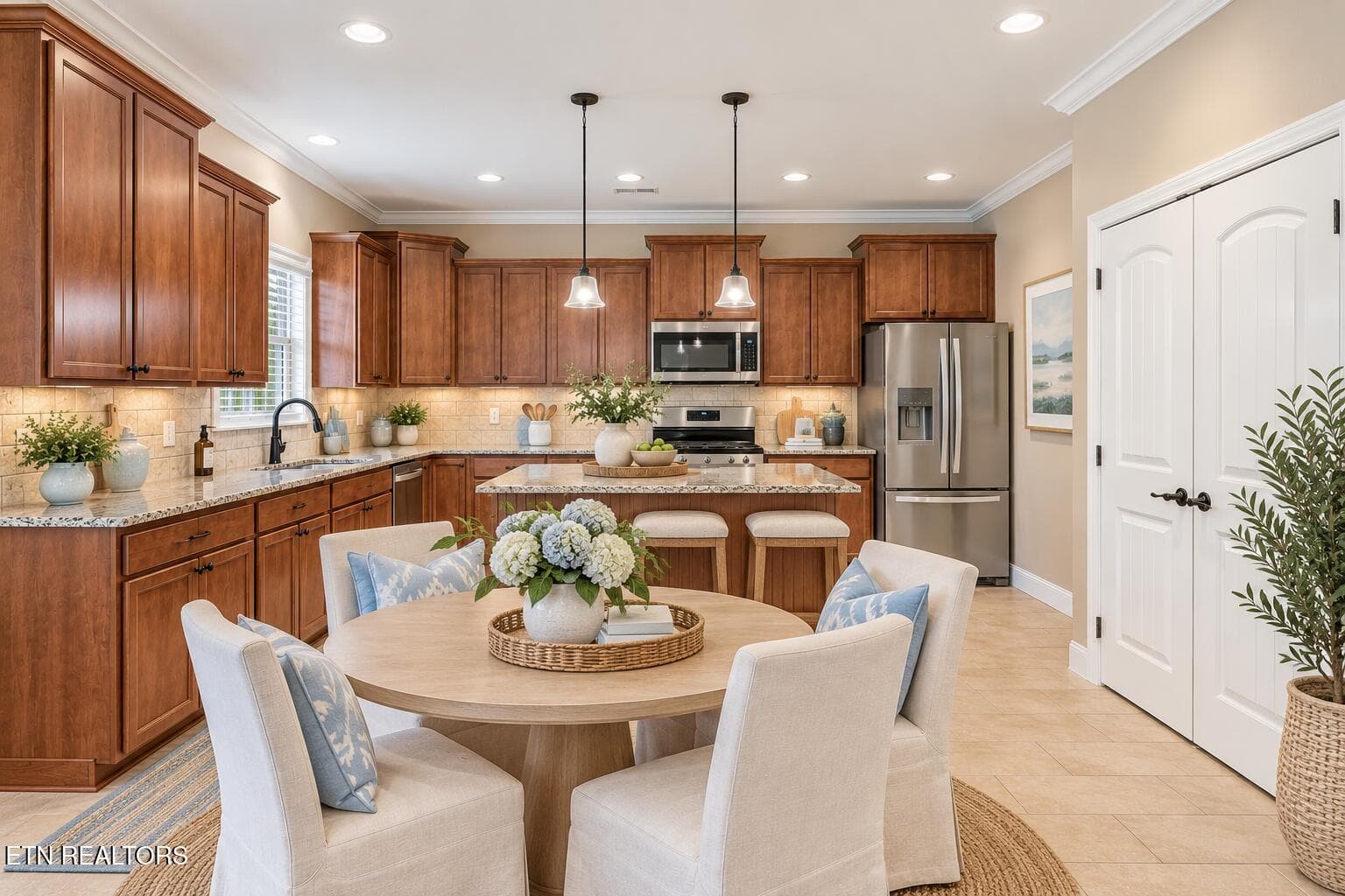 Virtual Staging-Kitchen/Eat In Kitchen - 3020 Spencer Ridge Lane, Knoxville, TN 37931