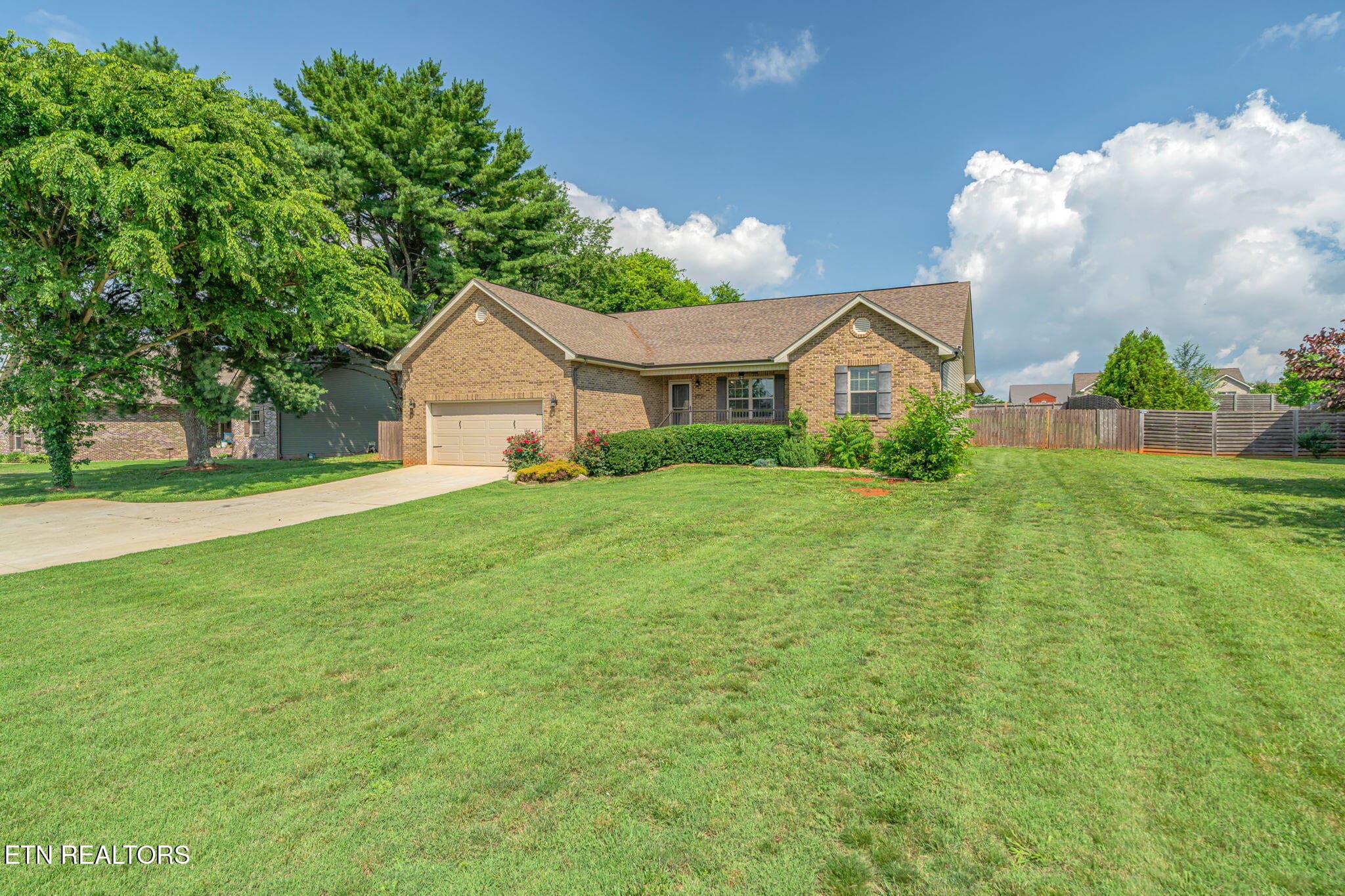 3-web-or-mls-5126 Gregory Road-43 - 5126 Gregory Rd, Greenback, TN 37742