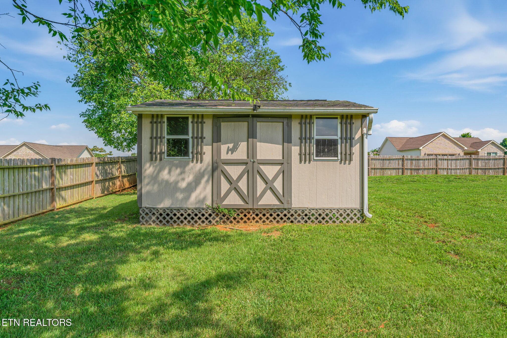 41-web-or-mls-5126 Gregory Road-33 - 5126 Gregory Rd, Greenback, TN 37742