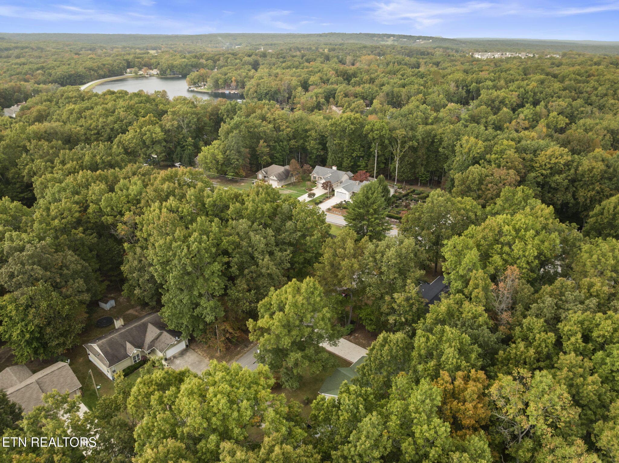 37-web-or-mls-DJI_20261016133320_0009_D - 103 Highgate Drive, Fairfield Glade, TN 38558