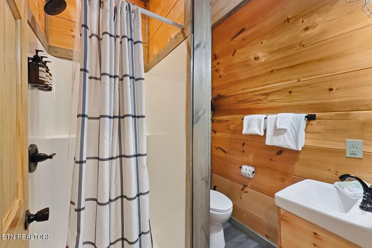 14 - 2053 Eagle Feather Drive, Sevierville, TN 37876