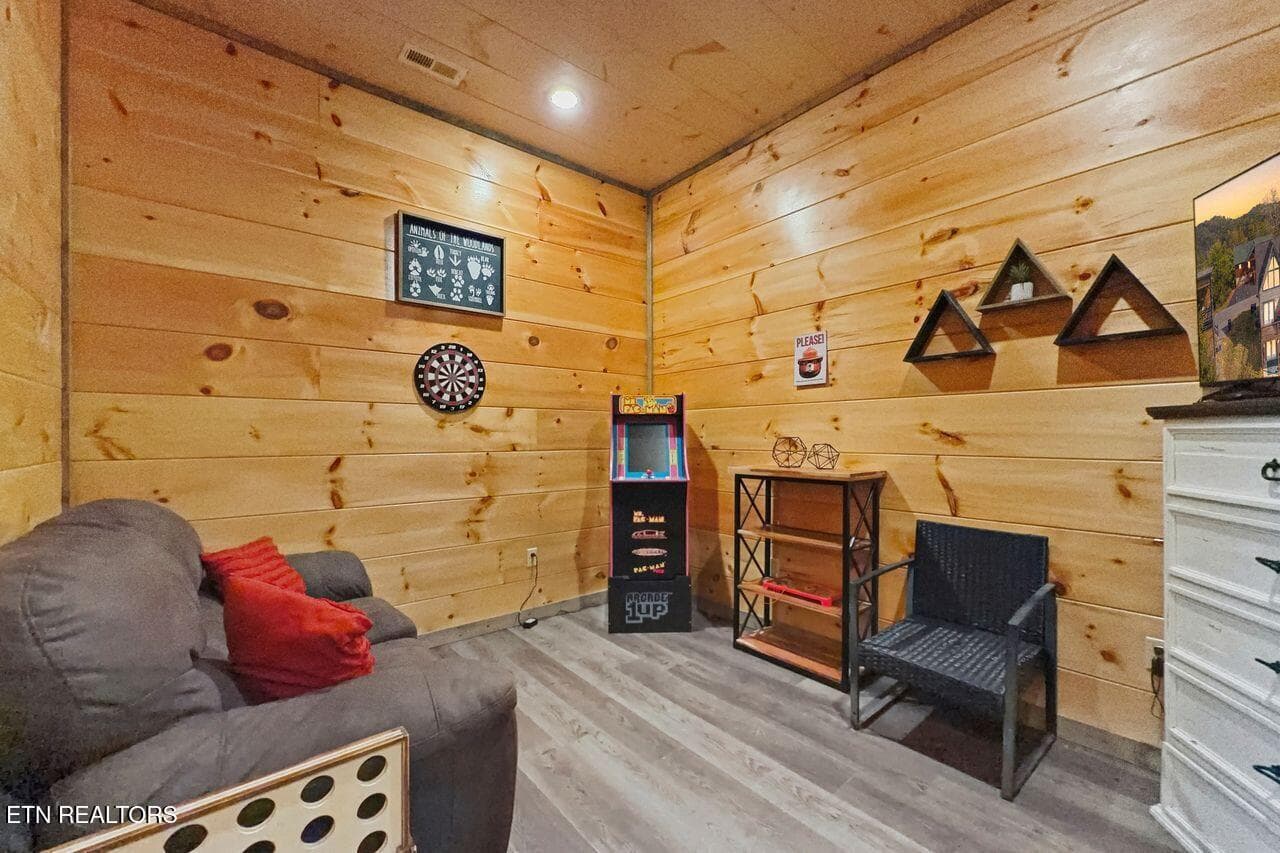 21 - 2053 Eagle Feather Drive, Sevierville, TN 37876