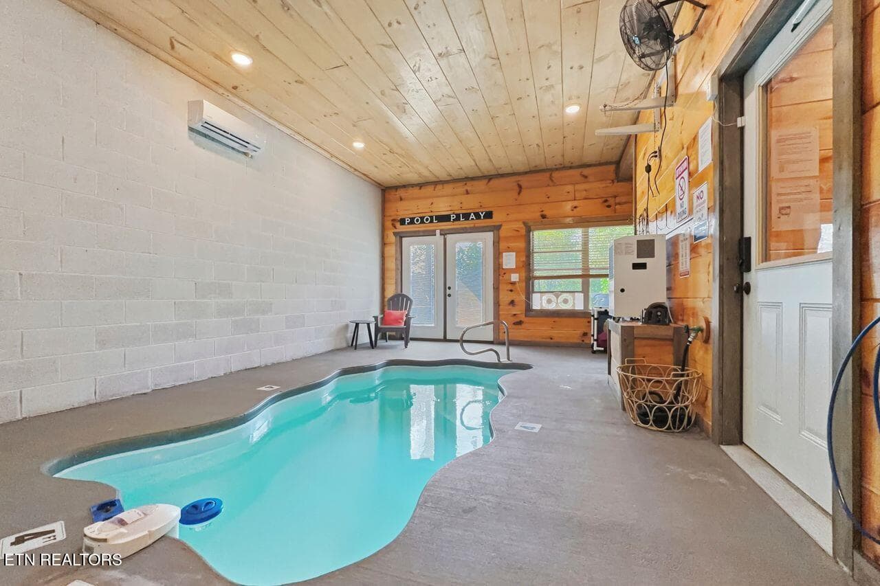 23 - 2053 Eagle Feather Drive, Sevierville, TN 37876