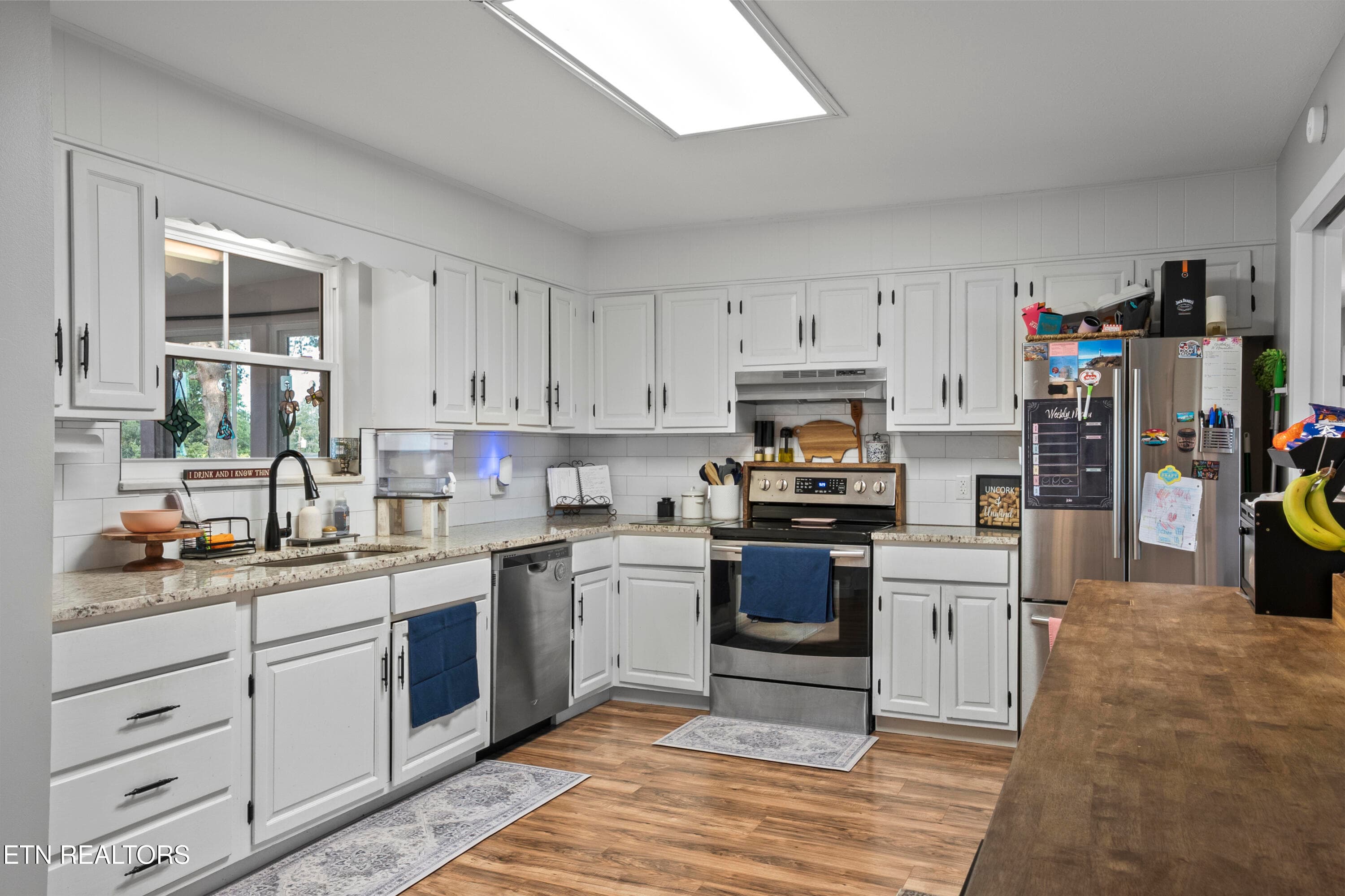 Tons of storage! - 7533 Oaken Drive, Knoxville, TN 37938
