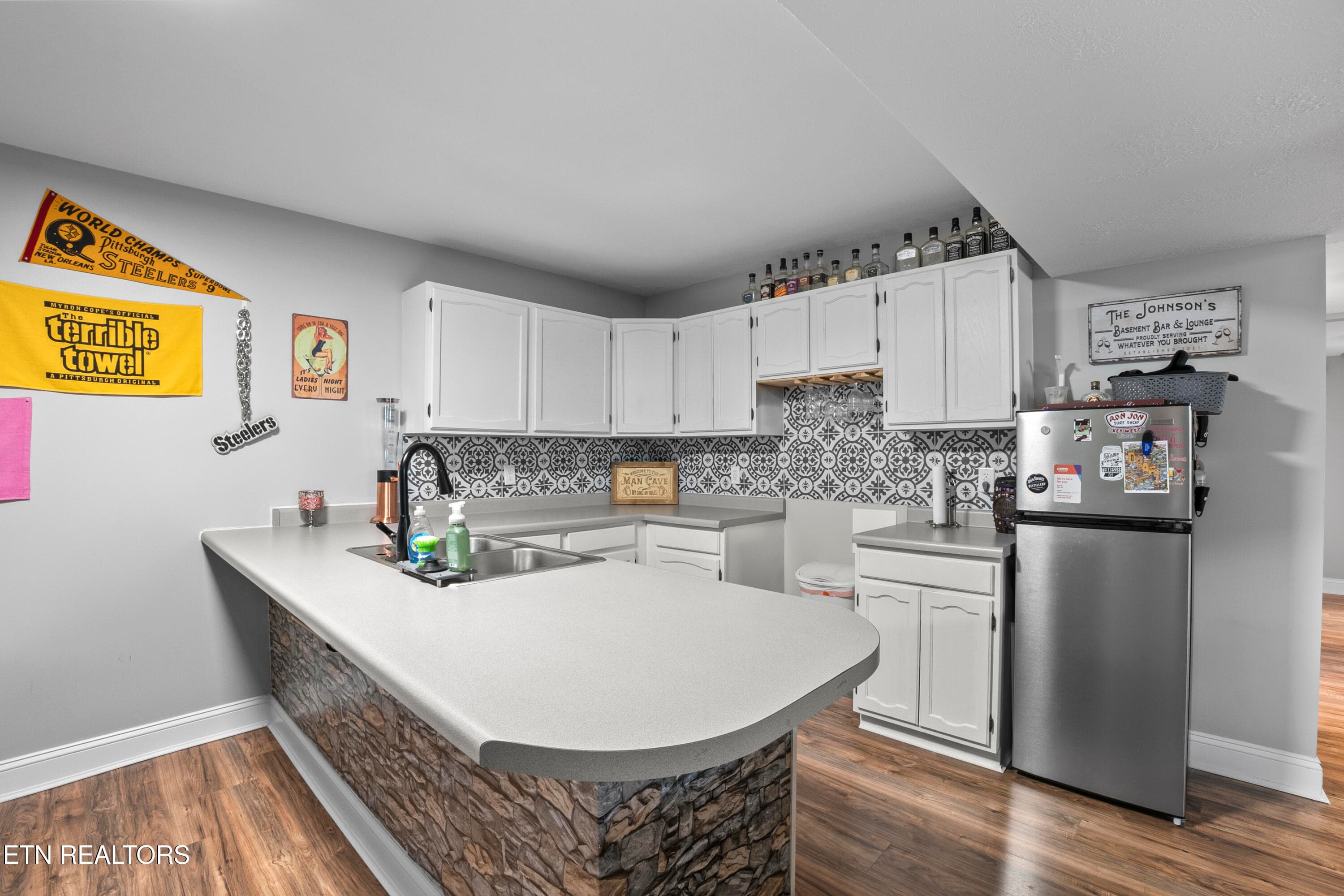 Convenient Kitchenette - 7533 Oaken Drive, Knoxville, TN 37938