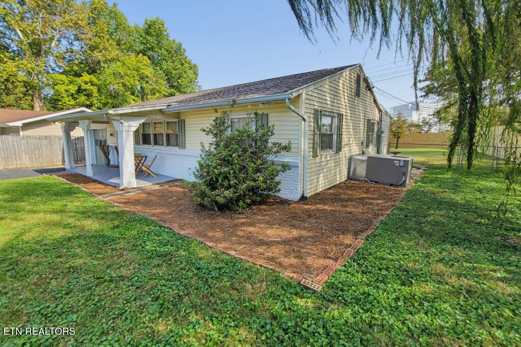 3716-Orangewood-Road-17 - 3716 Orangewood Rd, Knoxville, TN 37921