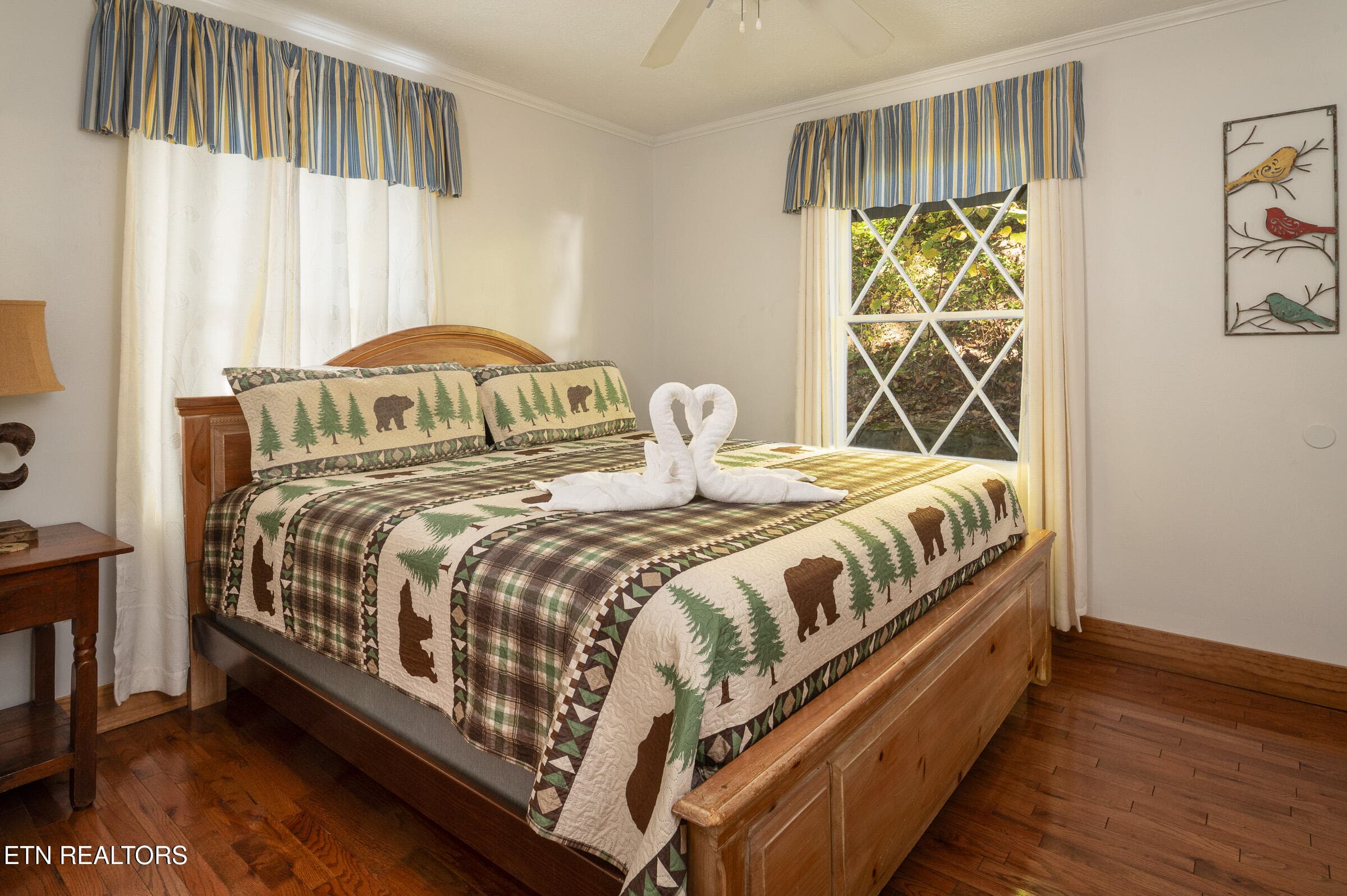 Bed 1 - 2652 Sunset Rd, Sevierville, TN 37862