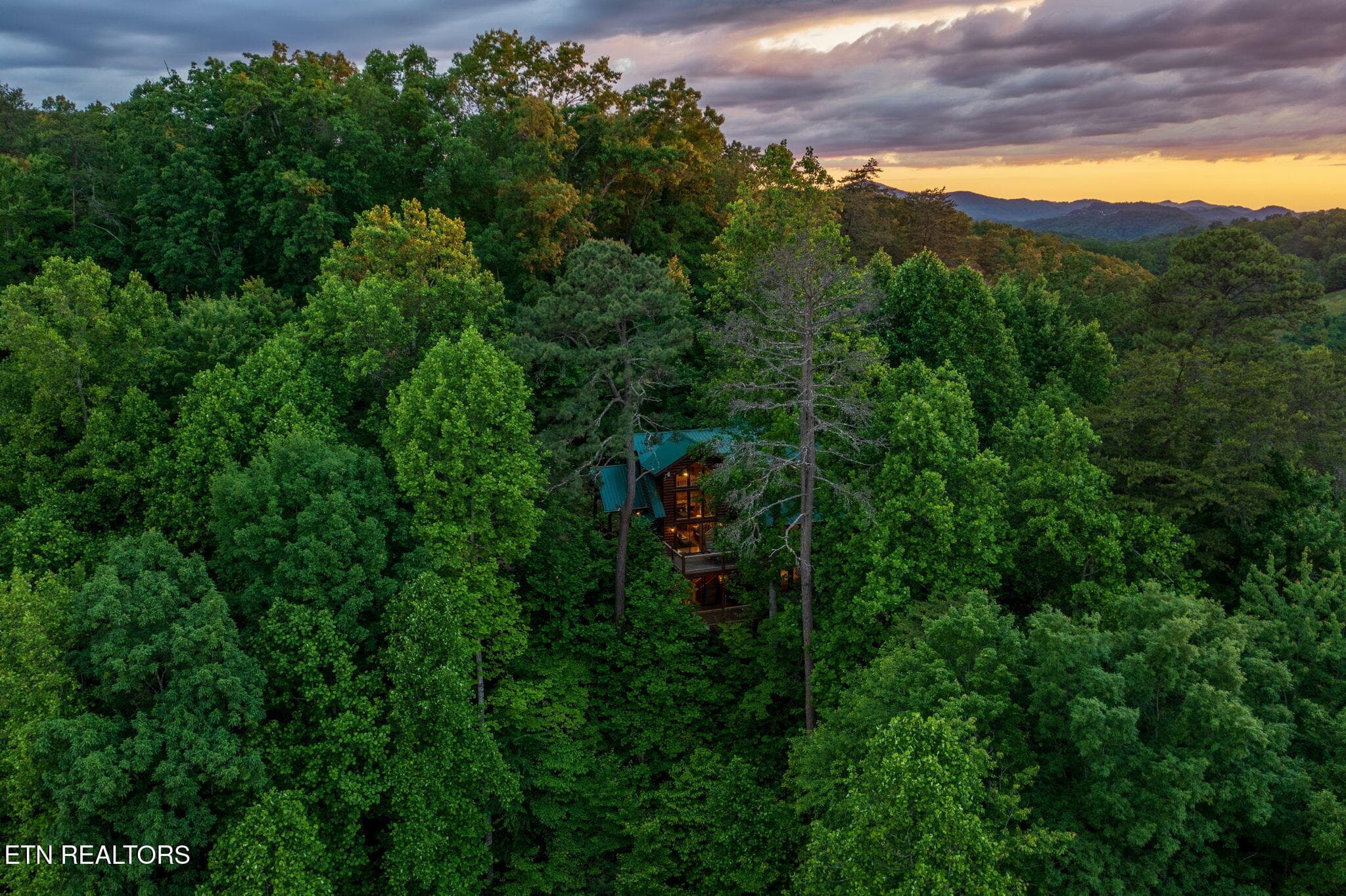 homesandvideos-374 - 1226 Serenity Lane, Sevierville, TN 37876