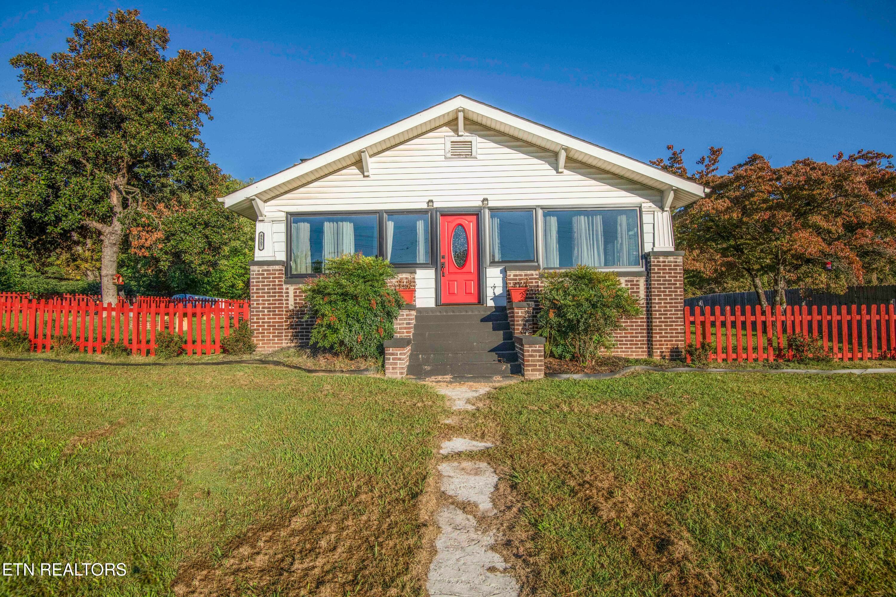 8507 Old Rutledge Pike, Knoxville, TN 37924