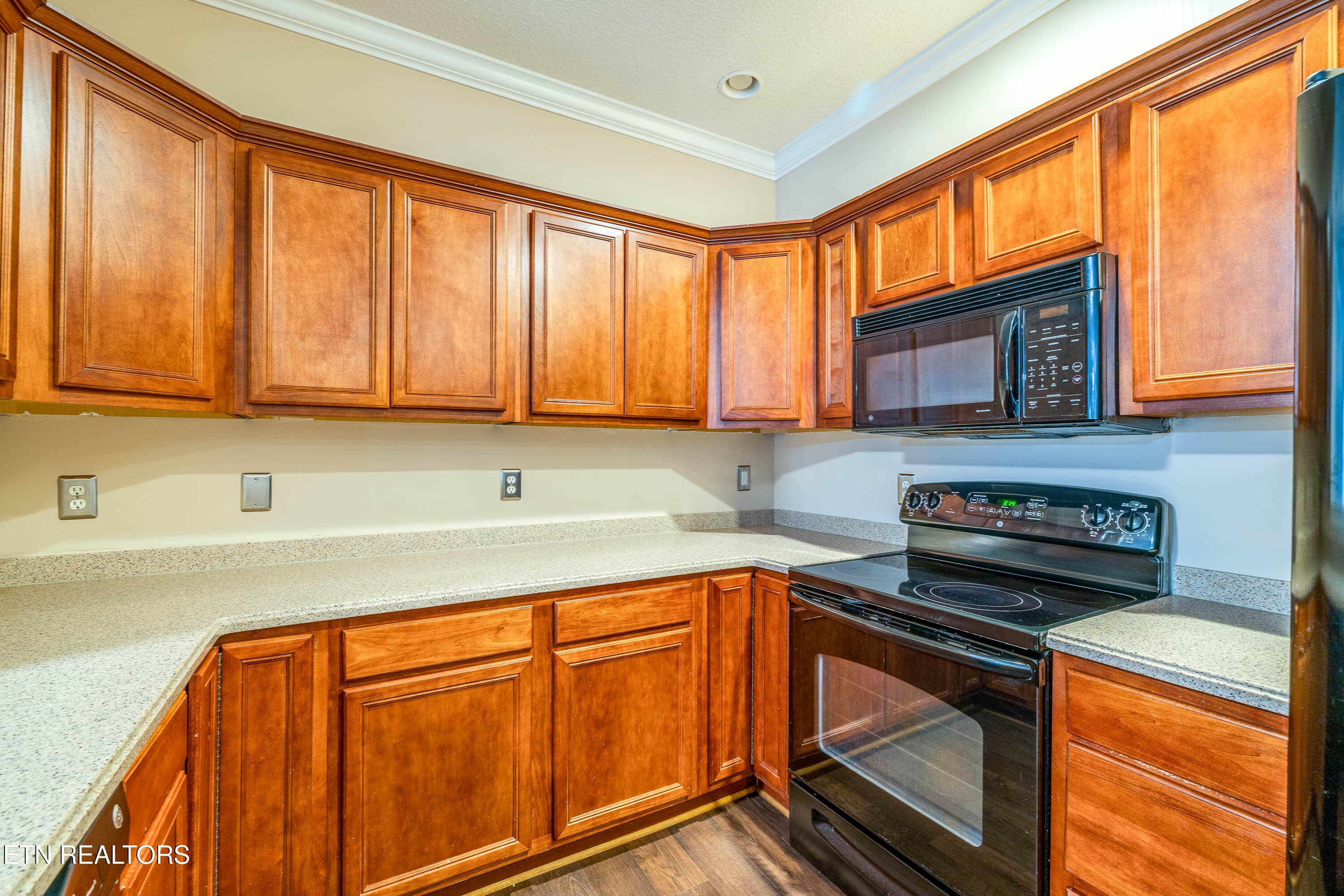 Kitchen - 7032 Pemmbrooke Shire Lane, Knoxville, TN 37909