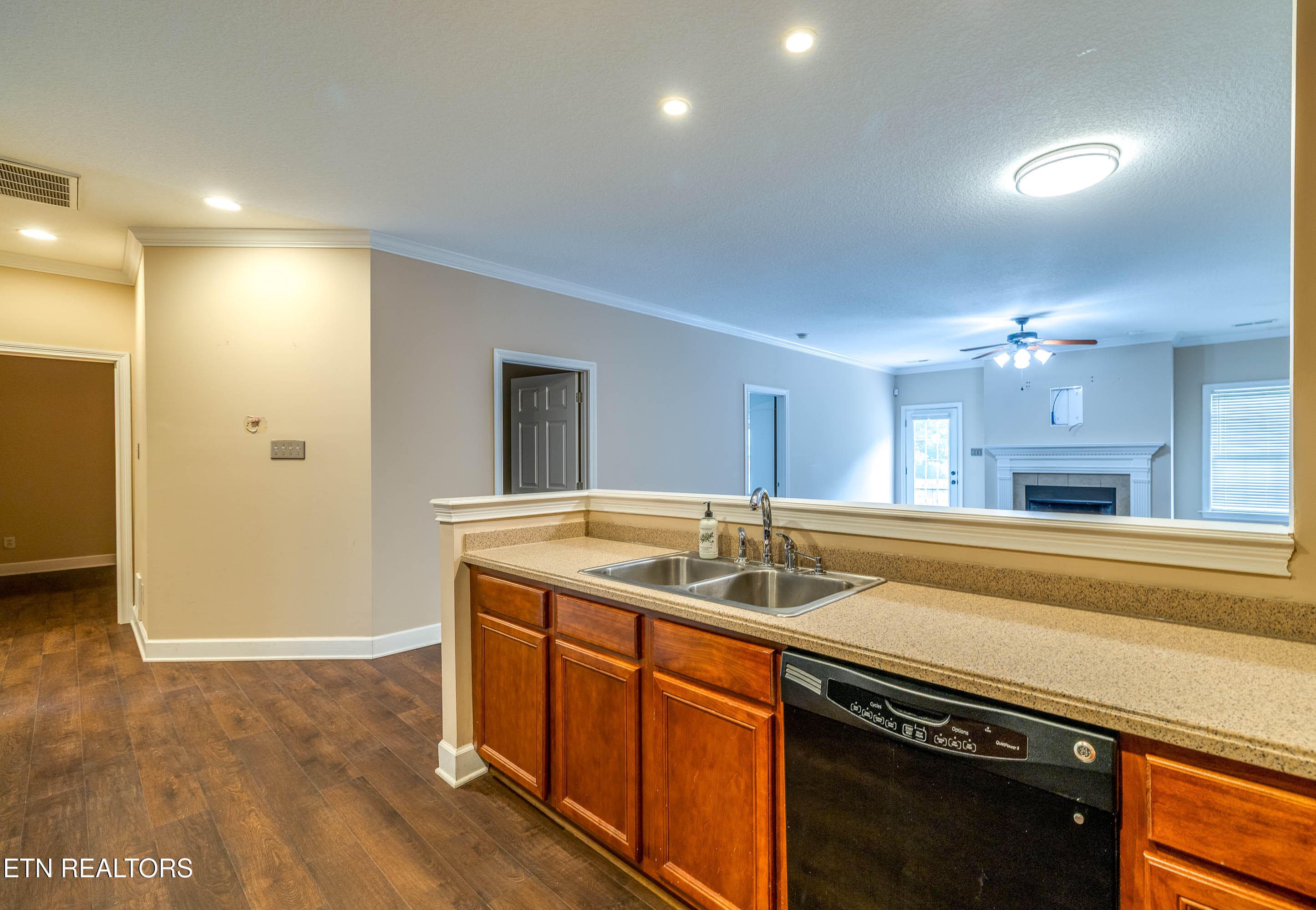 Open Concept - 7032 Pemmbrooke Shire Lane, Knoxville, TN 37909