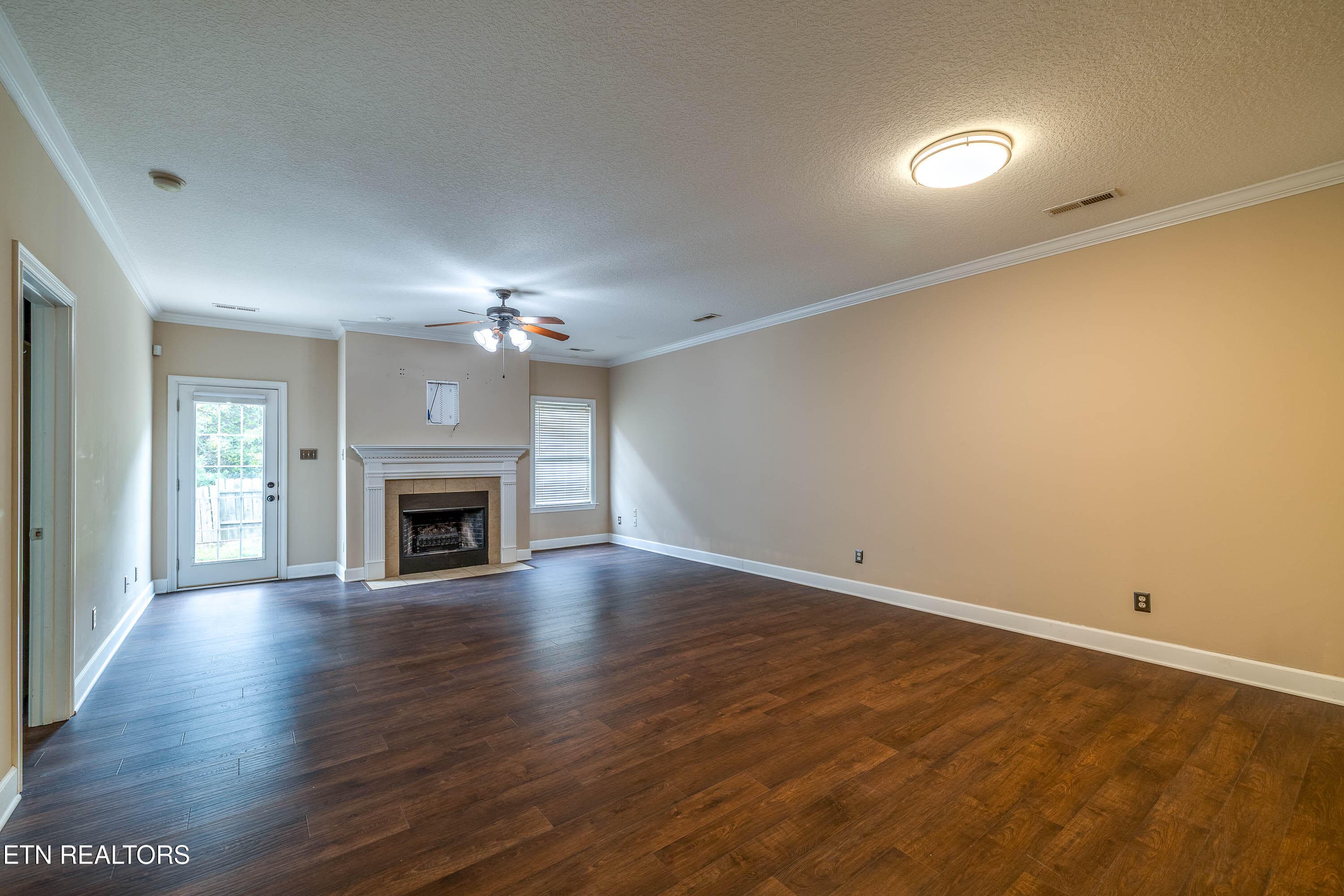 Family Room - 7032 Pemmbrooke Shire Lane, Knoxville, TN 37909