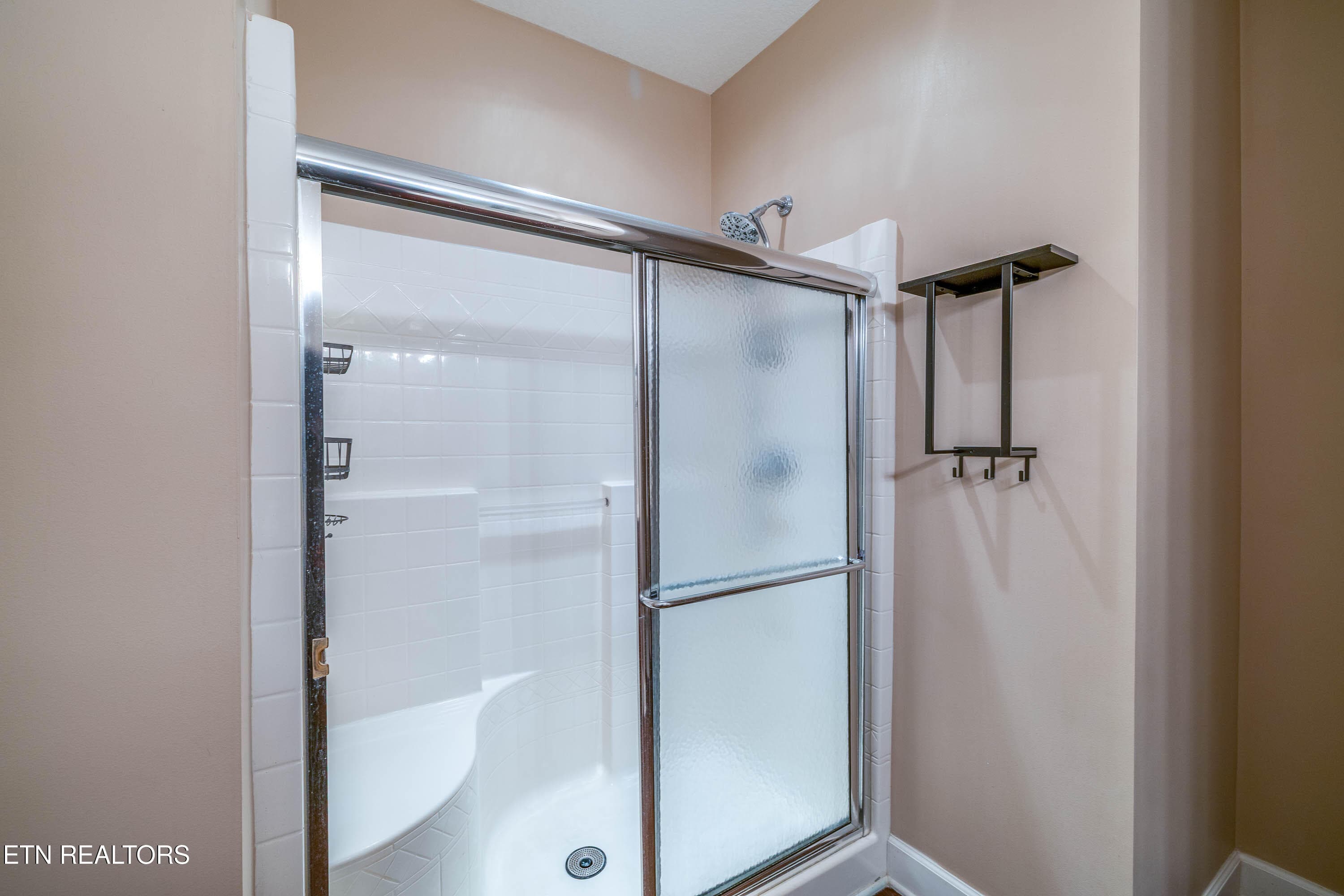 Master Bathroom - 7032 Pemmbrooke Shire Lane, Knoxville, TN 37909