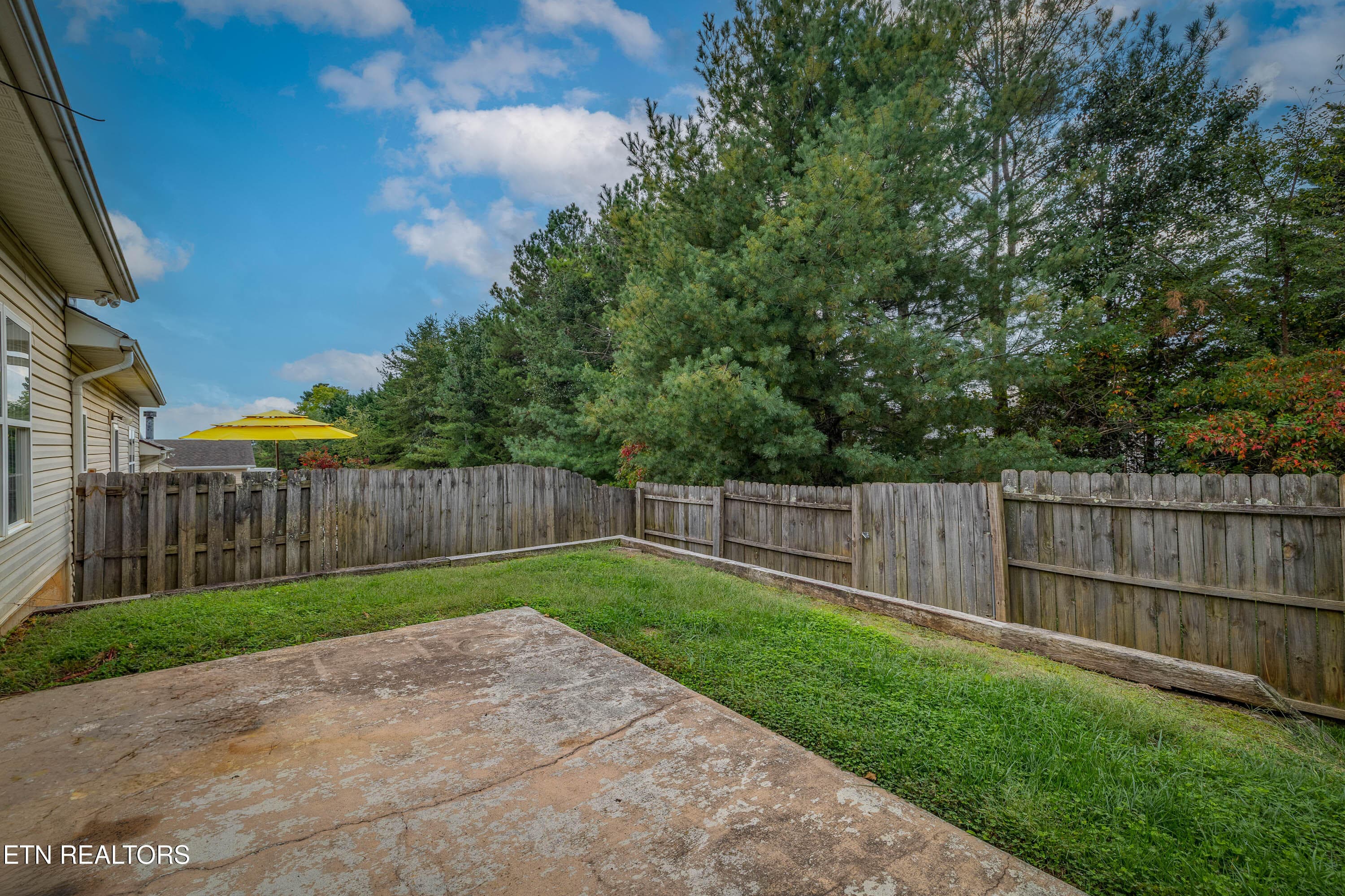 Backyard - 7032 Pemmbrooke Shire Lane, Knoxville, TN 37909