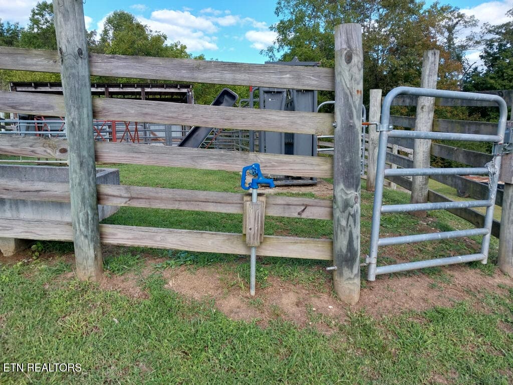 3381-Upper-Caney-Valley-Road-25 - 3381 Upper Caney Valley Rd, Tazewell, TN 37879
