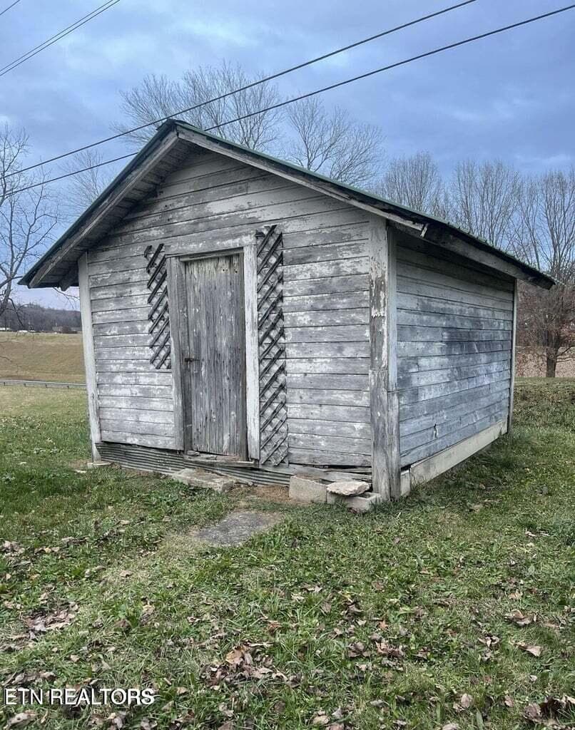 20251210201145998112000000-o - 35 Buffalo Rd, Oneida, TN 37841