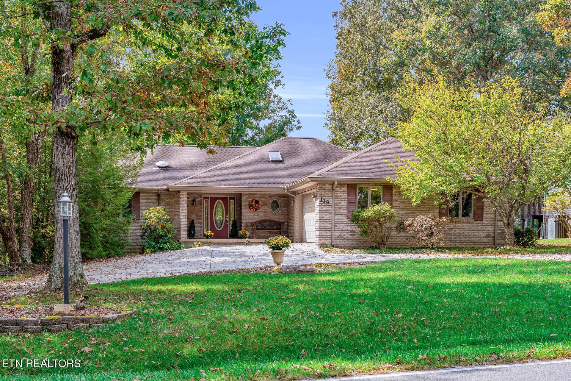 119 Forest Hill Drive, Crossville, TN 38558