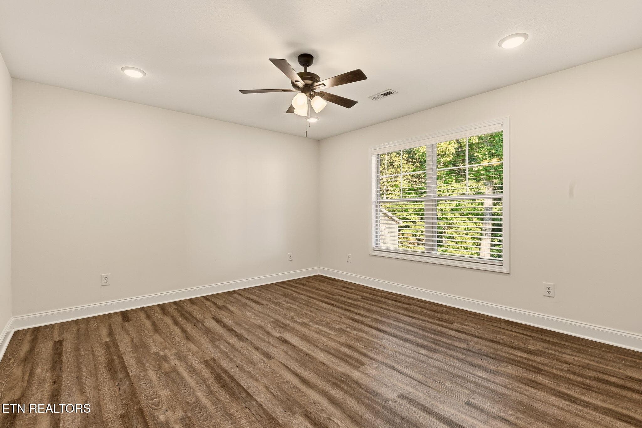 13-web-or-mls-Edgwd168 (17) - 168 Edgewood Drive, Powell, TN 37849