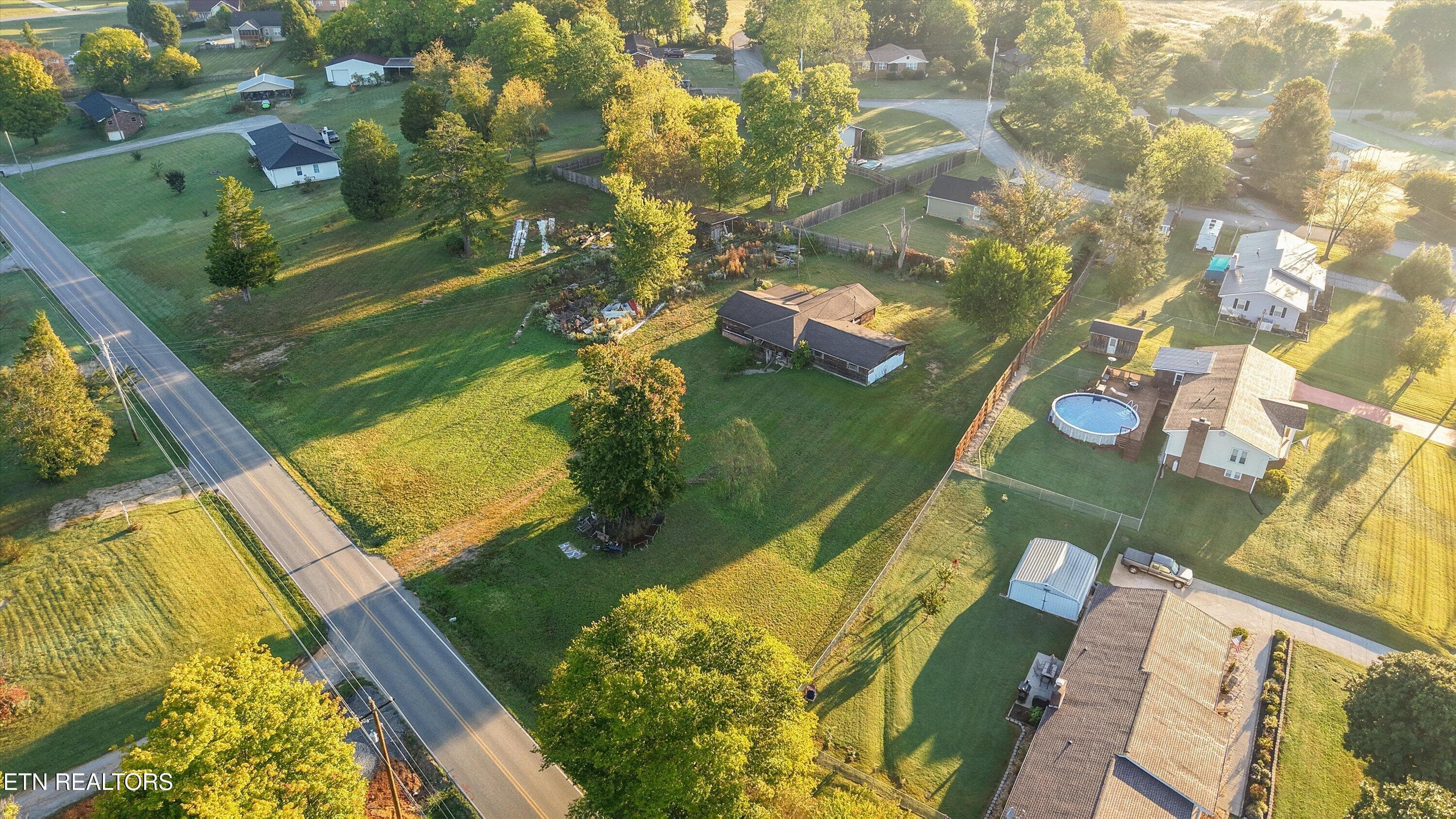 03-1061 Burnett Station Rd001 - 1061 Burnett Station Rd, Seymour, TN 37865