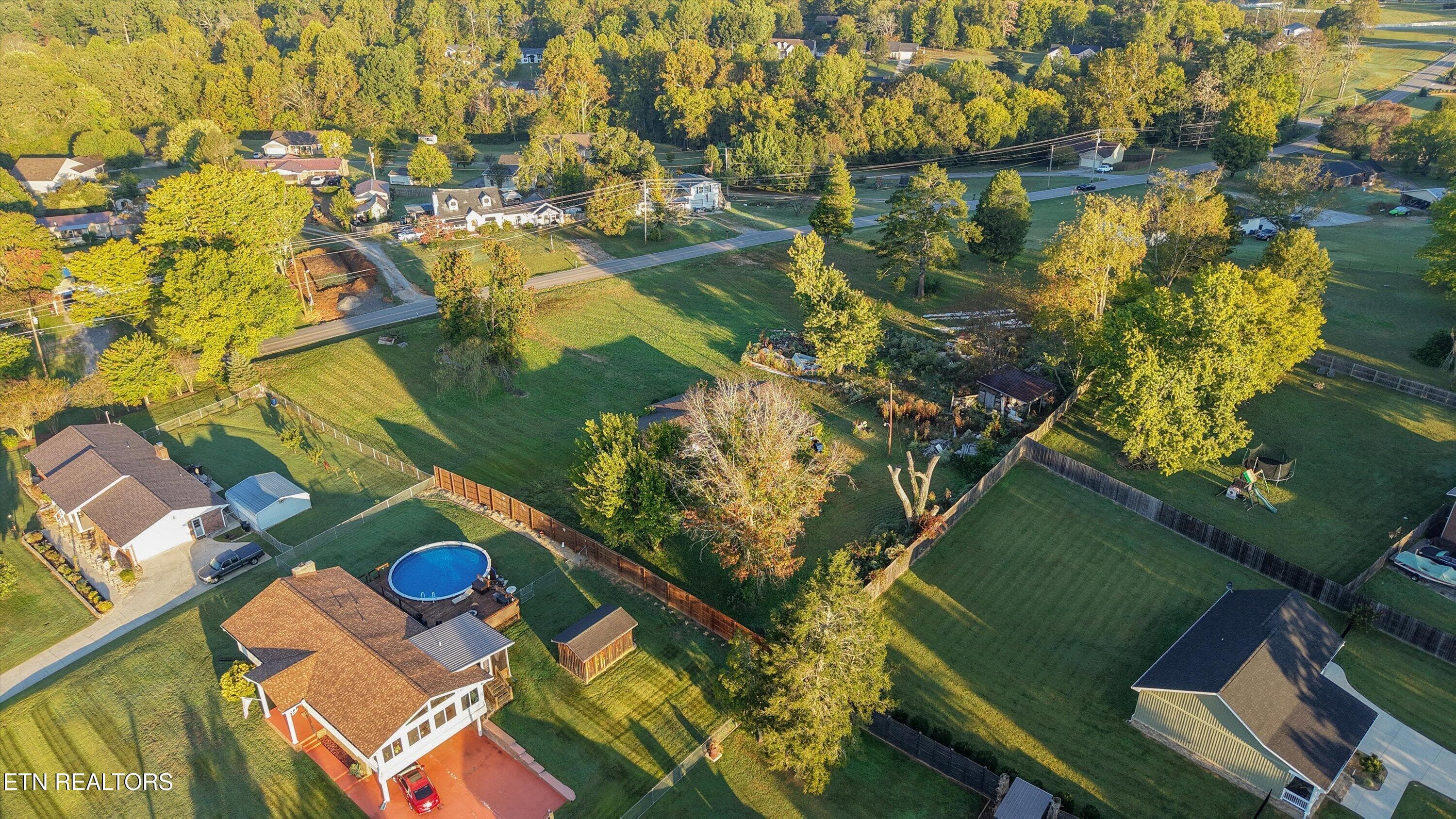 04-1061 Burnett Station Rd002 - 1061 Burnett Station Rd, Seymour, TN 37865