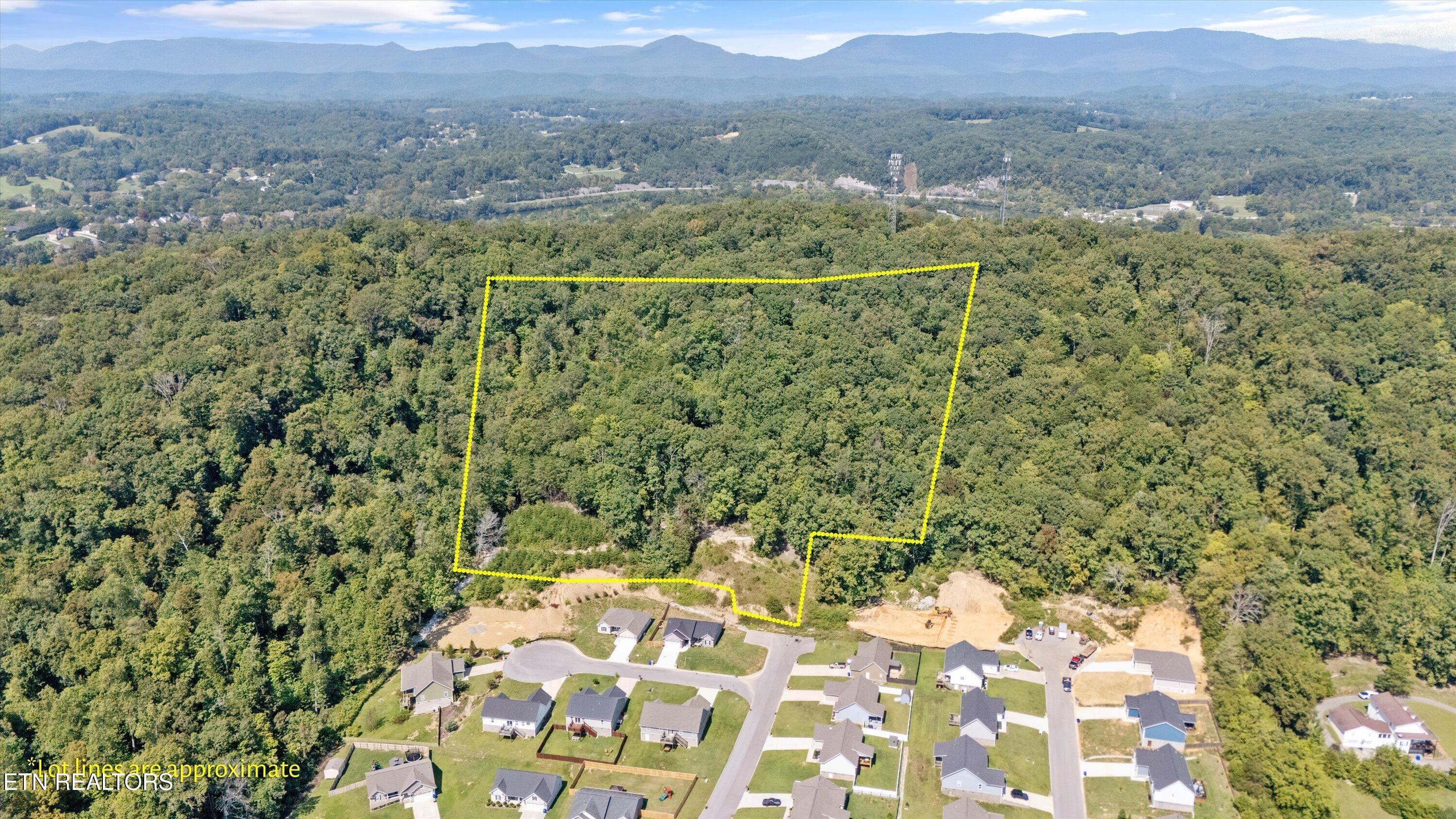 211 Jason Hovater Way, Clinton, TN 37716