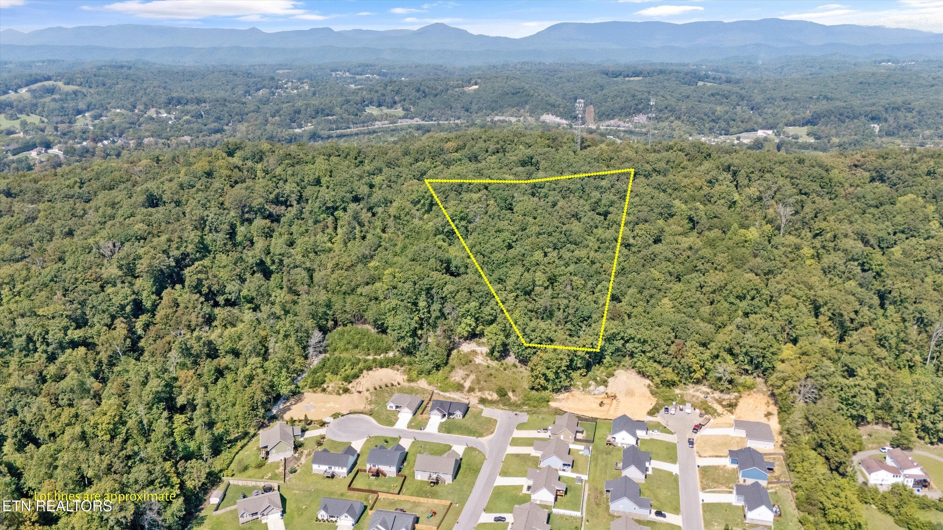 16-211 Jason Hovater Wy-11 (2) - 211 Jason Hovater Way, Clinton, TN 37716