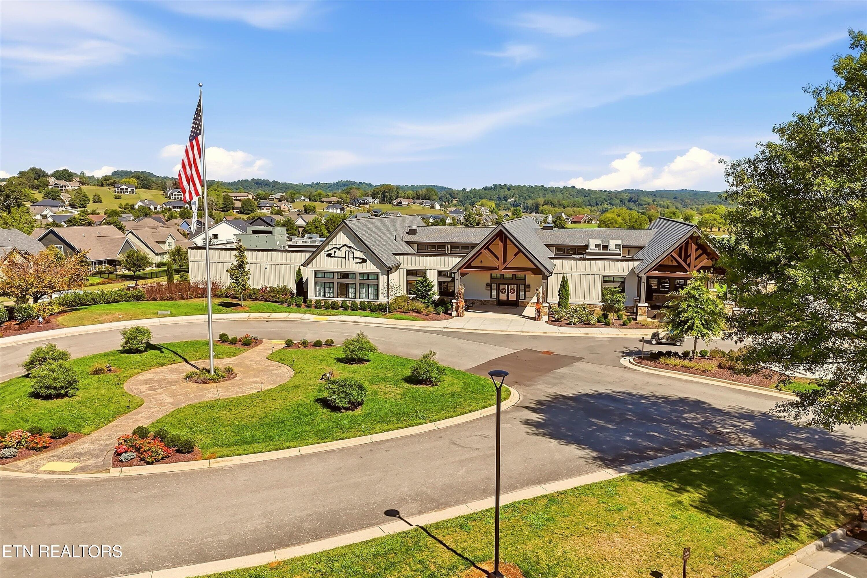 TN National Clubhouse - 1649 Old Dogwood Trail Tr, Loudon, TN 37774