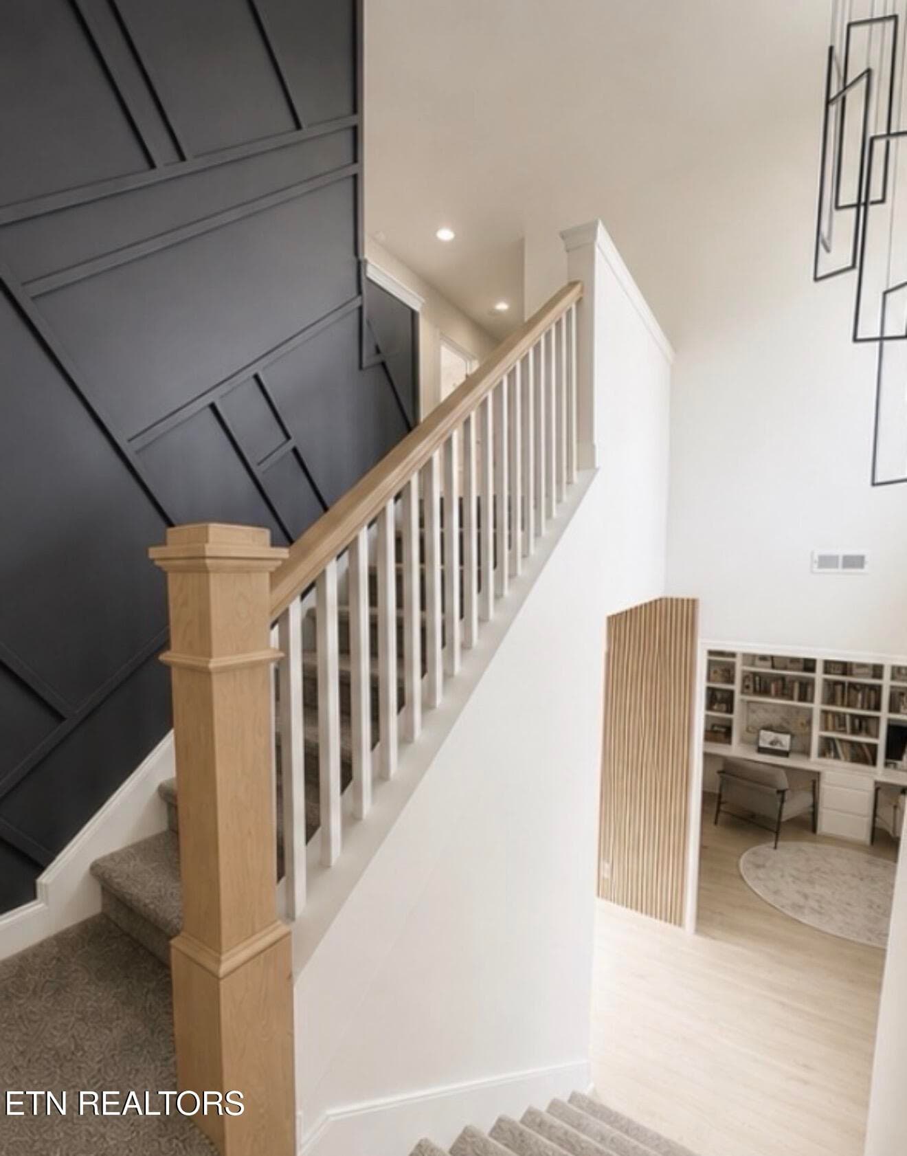 Stairs - 8139 Vassar Lane, Knoxville, TN 37938
