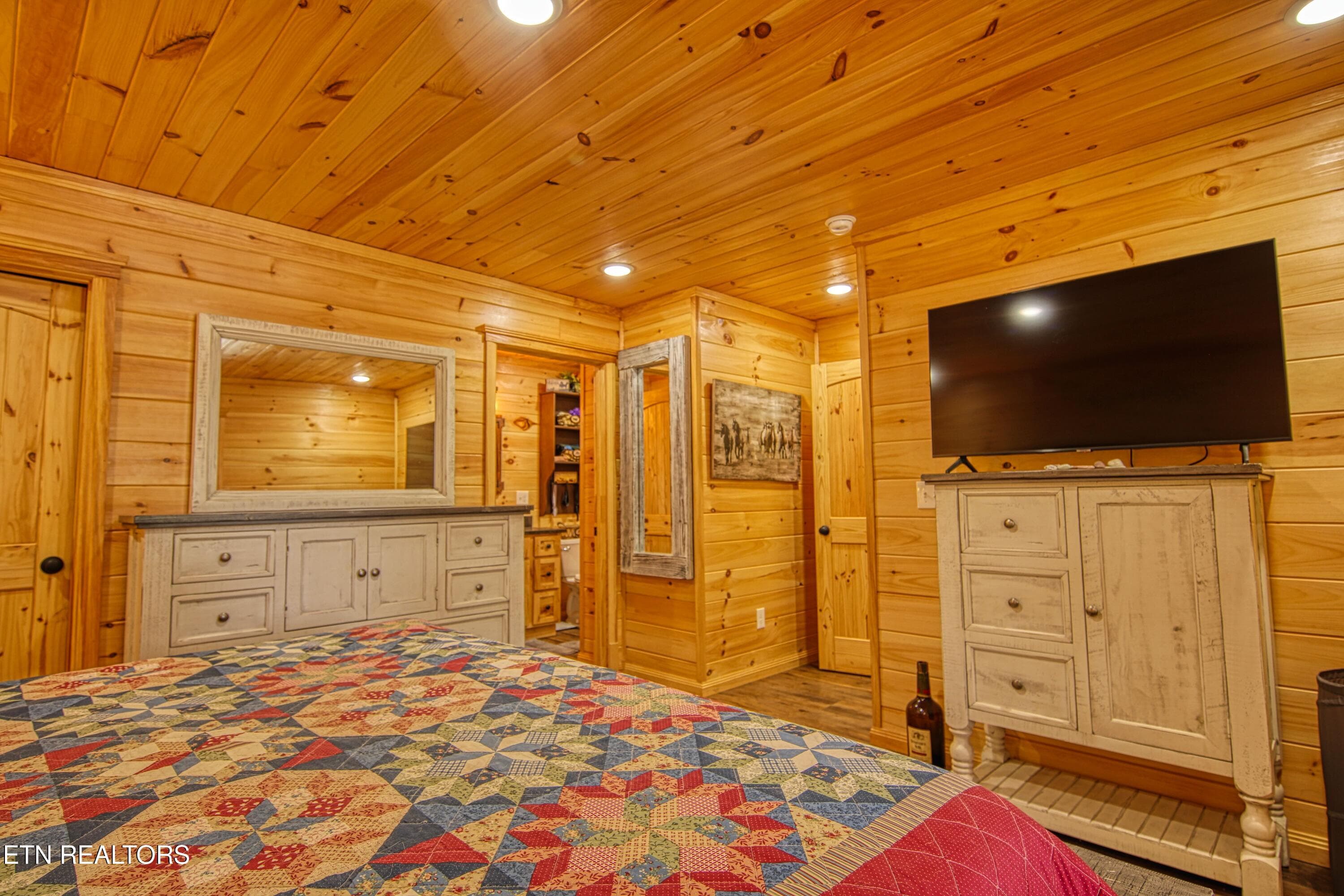 14 - 32 Mill Creek Point, Allardt, TN 38504