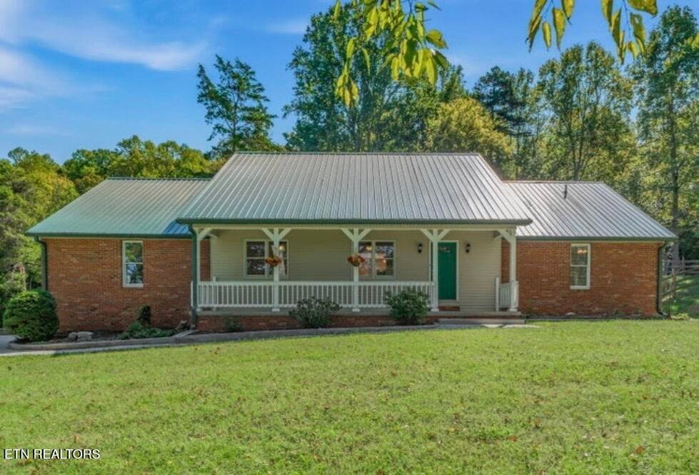 1034 Poplar Creek Rd, Oliver Springs, TN 37840