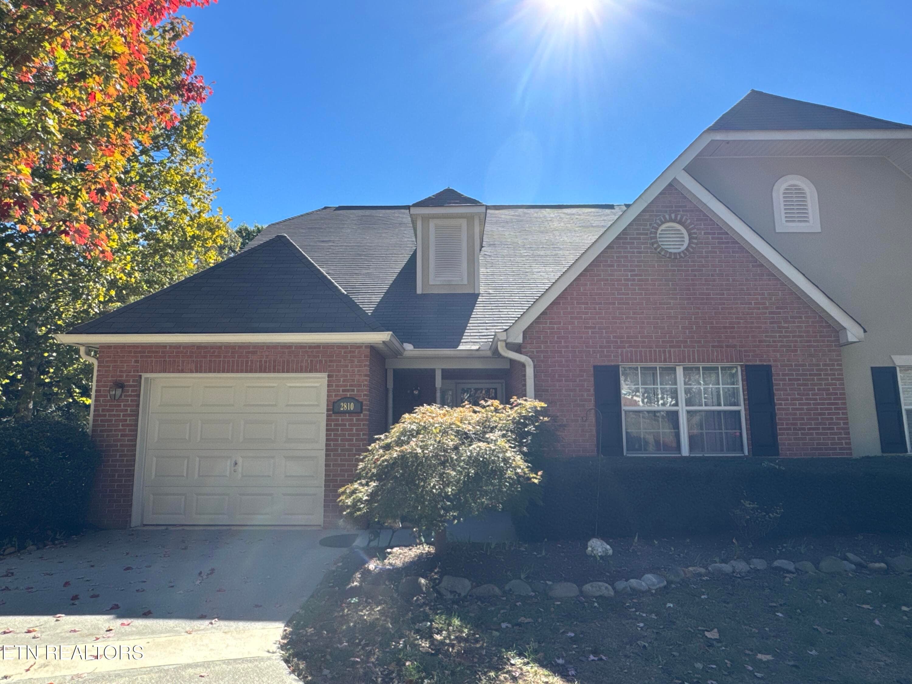 2810 Knob Creek Lane, Knoxville, TN 37912