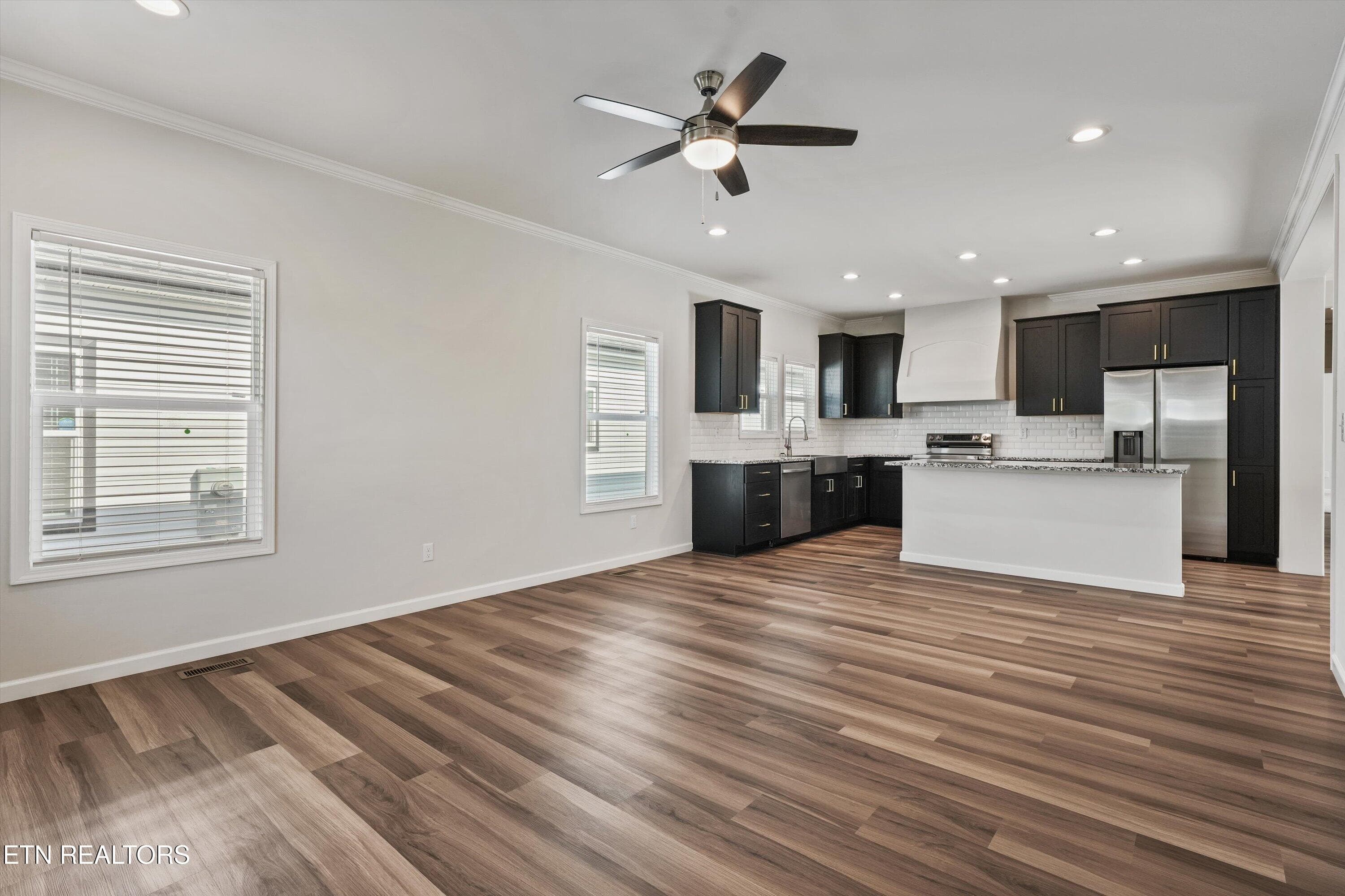 Family Room View 2 - 7634 Sycamore Breeze Rd, Knoxville, TN 37920