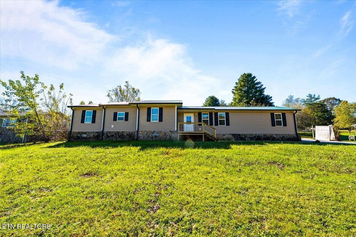 04-188 Old Middlesboro Hwy - 188 Old Middlesboro Highway 188 Hwy, LaFollette, TN 37766