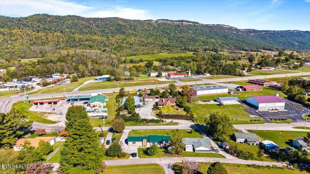 06-188 Old Middlesboro Hwy - 188 Old Middlesboro Highway 188 Hwy, LaFollette, TN 37766
