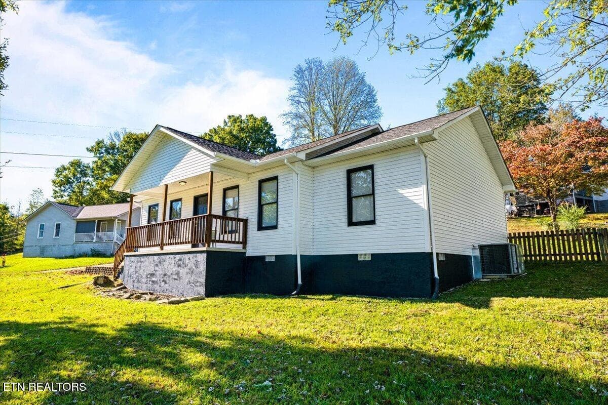 39-146 Sandy Hill Rd - 146 Sandy Hill Rd, LaFollette, TN 37766