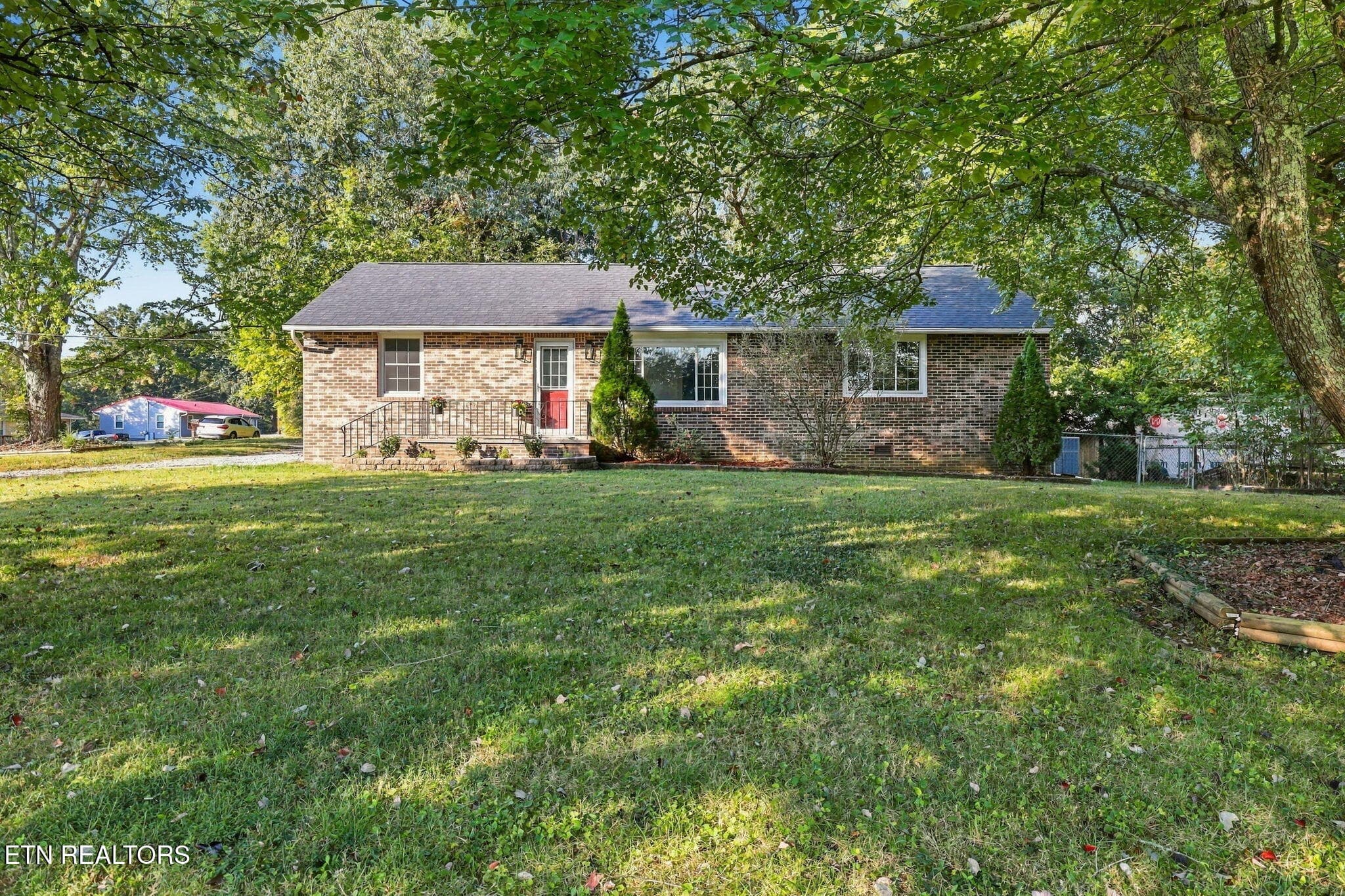 1901 Woodson Drive, Knoxville, TN 37920