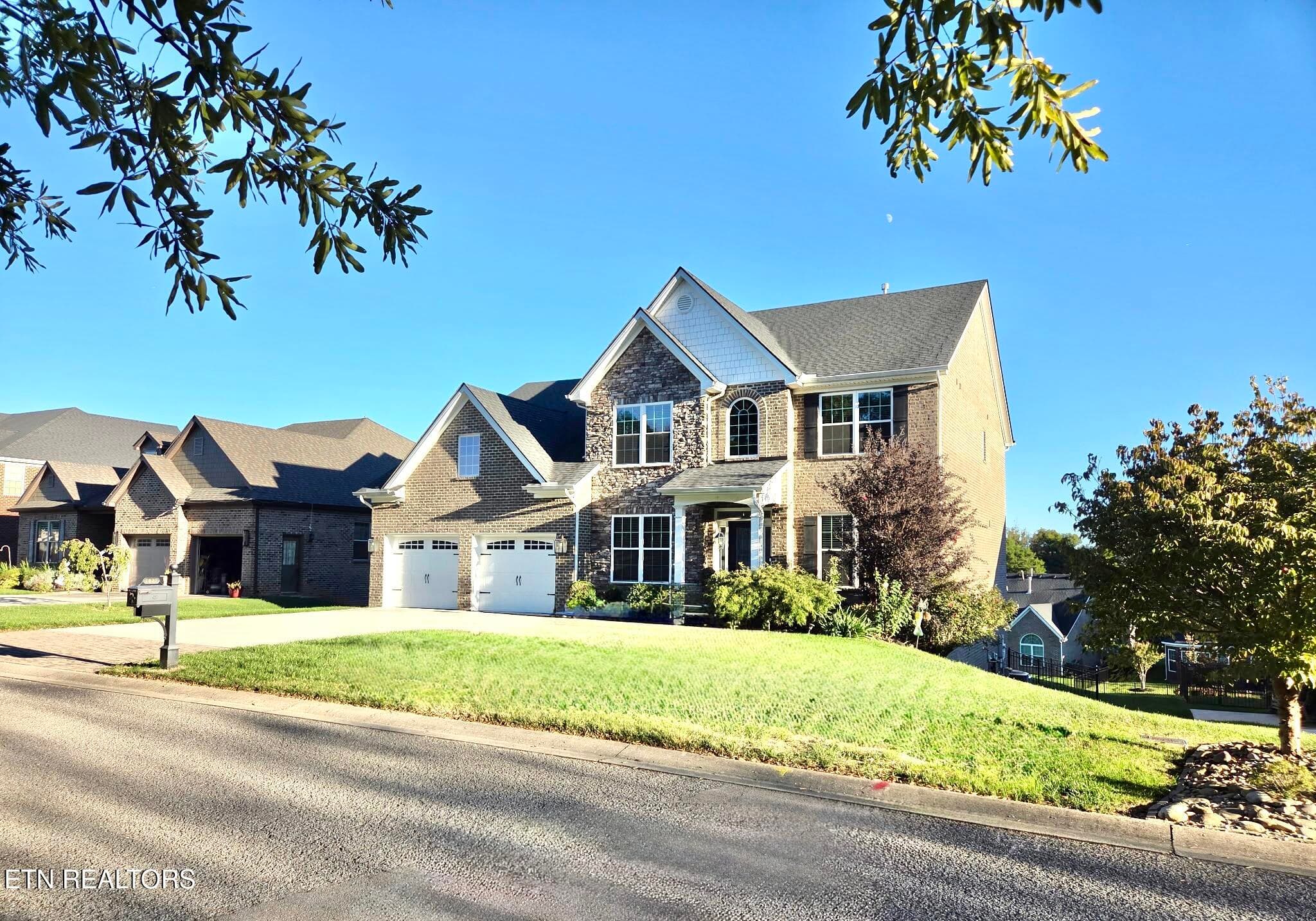 front - 1027 Prince George Parish Drive, Knoxville, TN 37934
