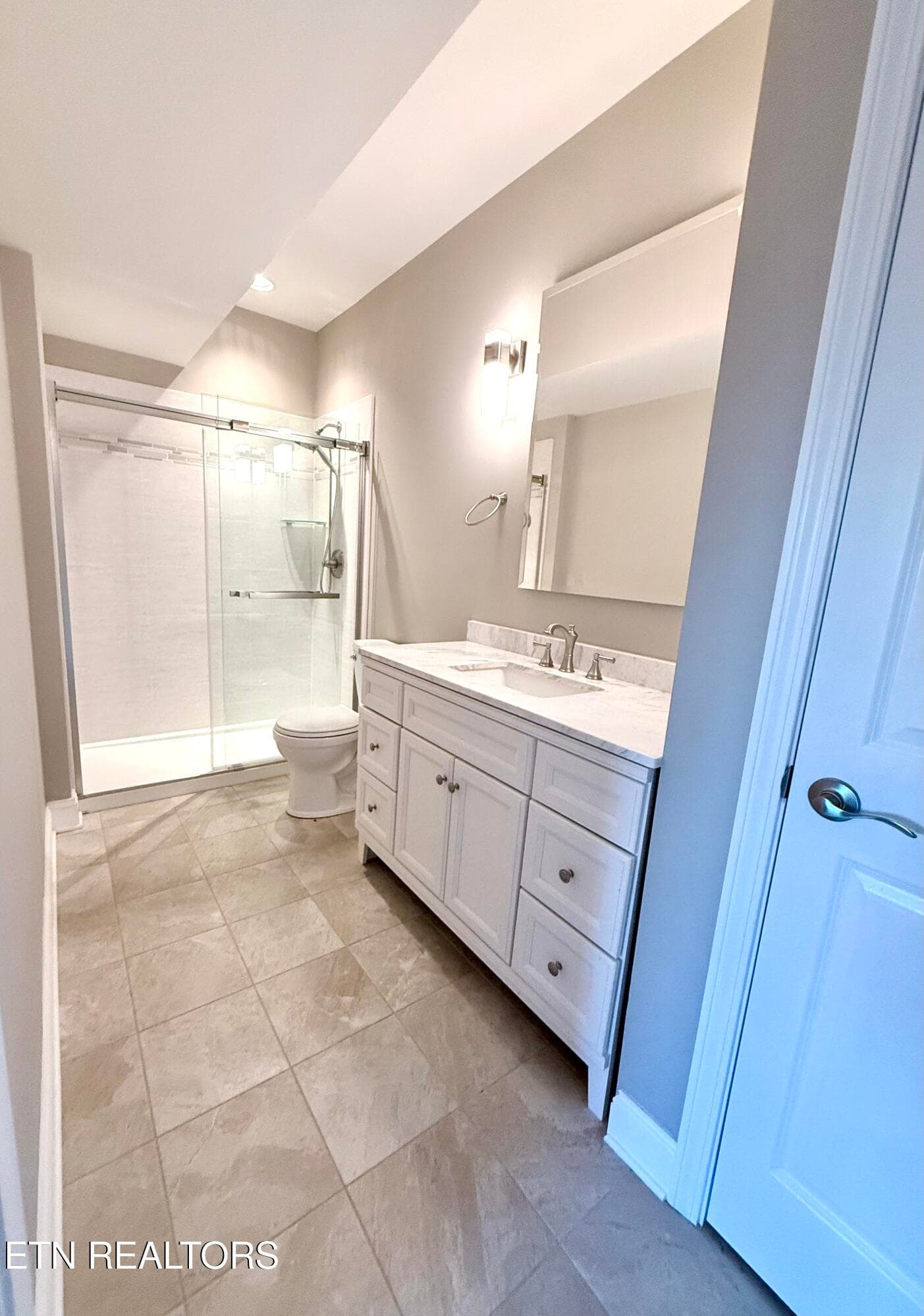 basement bath - 1027 Prince George Parish Drive, Knoxville, TN 37934