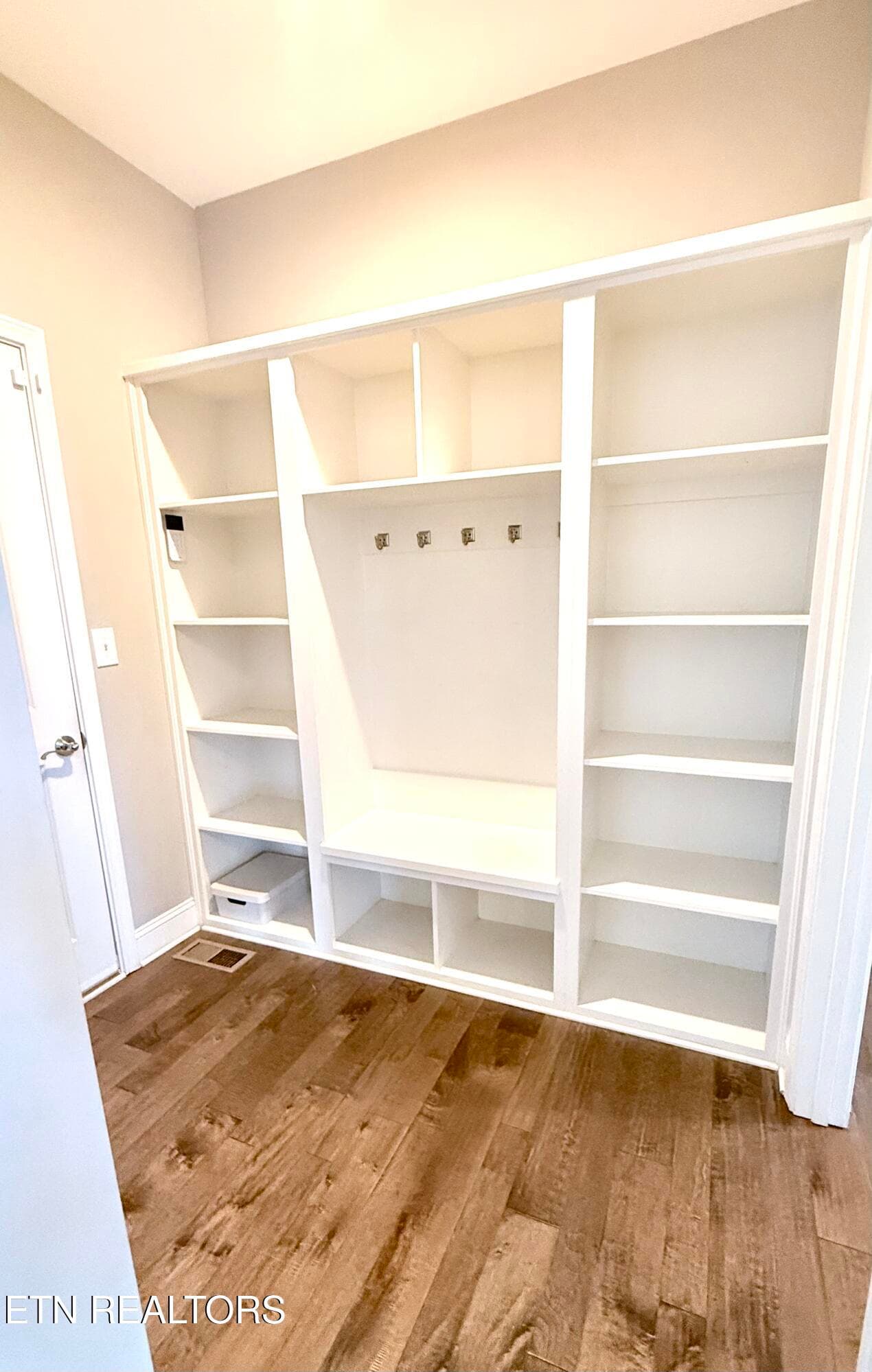 mud room - 1027 Prince George Parish Drive, Knoxville, TN 37934