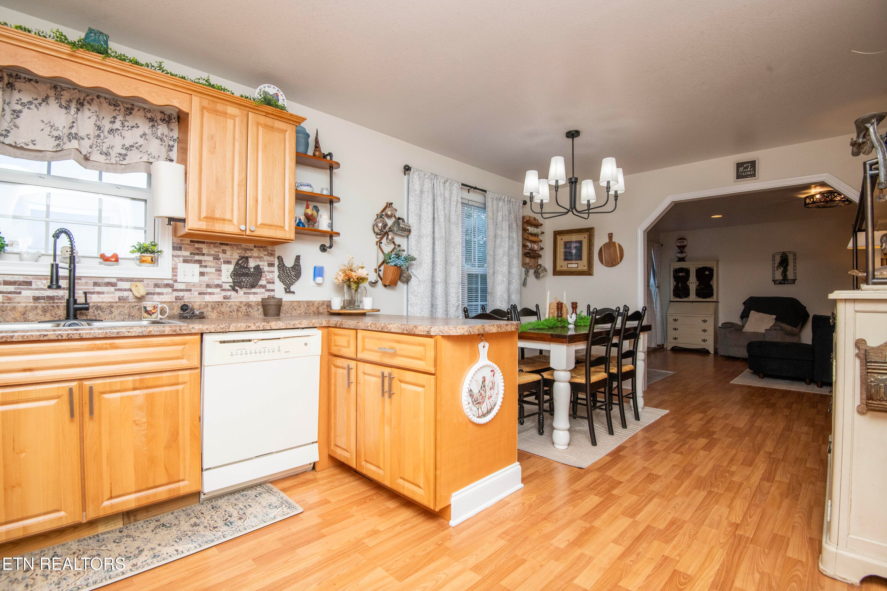 kitchen 7 - 719 Rocky Springs Rd, Madisonville, TN 37354