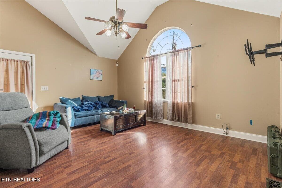 06-1406 Johnson St - 1406 Johnson St, Etowah, TN 37331