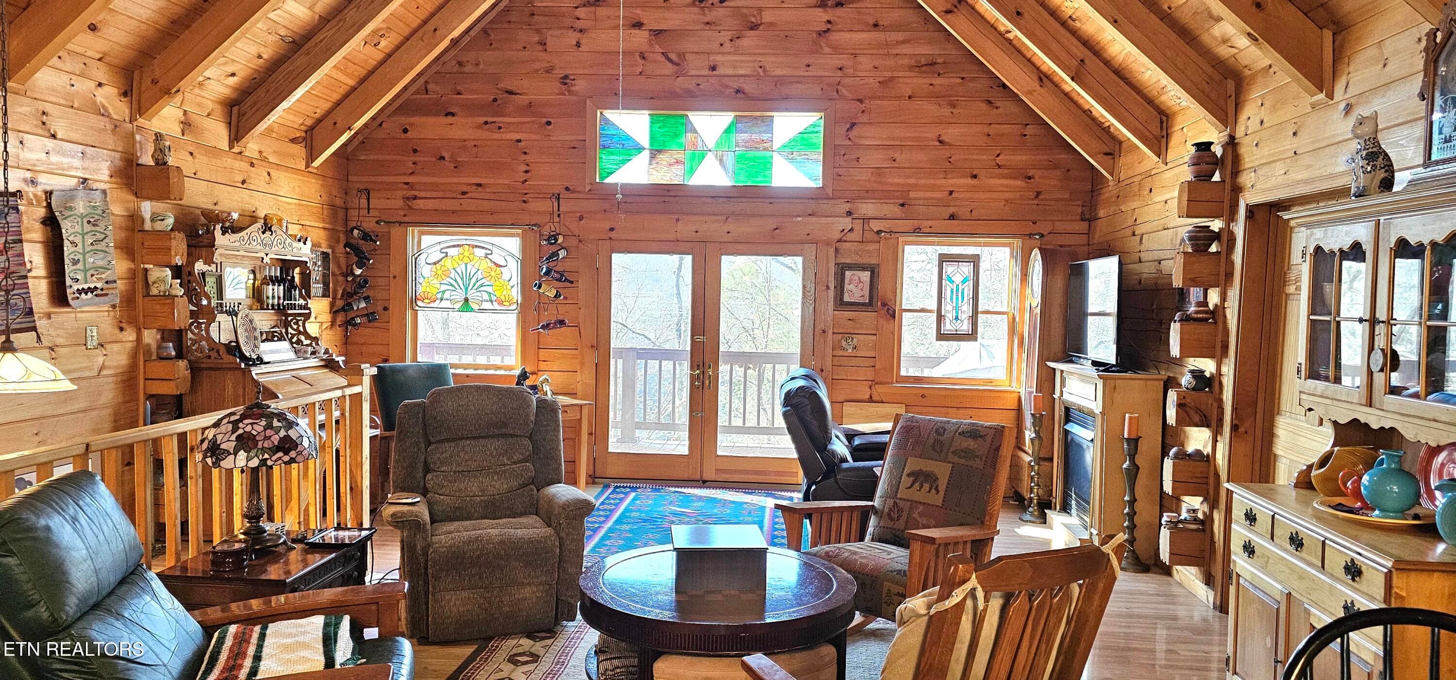 Great Room - 102 Curtis Circle, Kingston, TN 37763