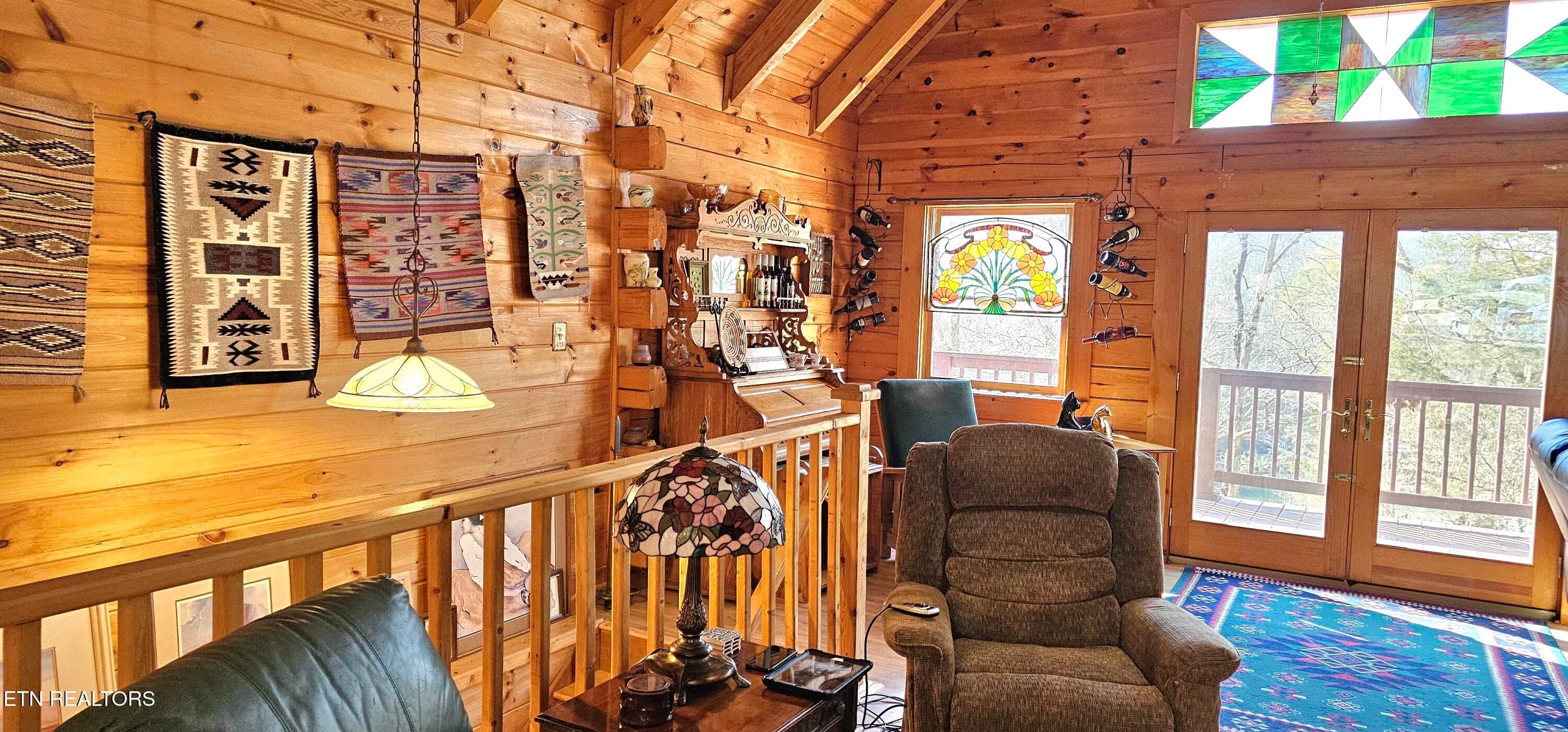 Great Room - 102 Curtis Circle, Kingston, TN 37763
